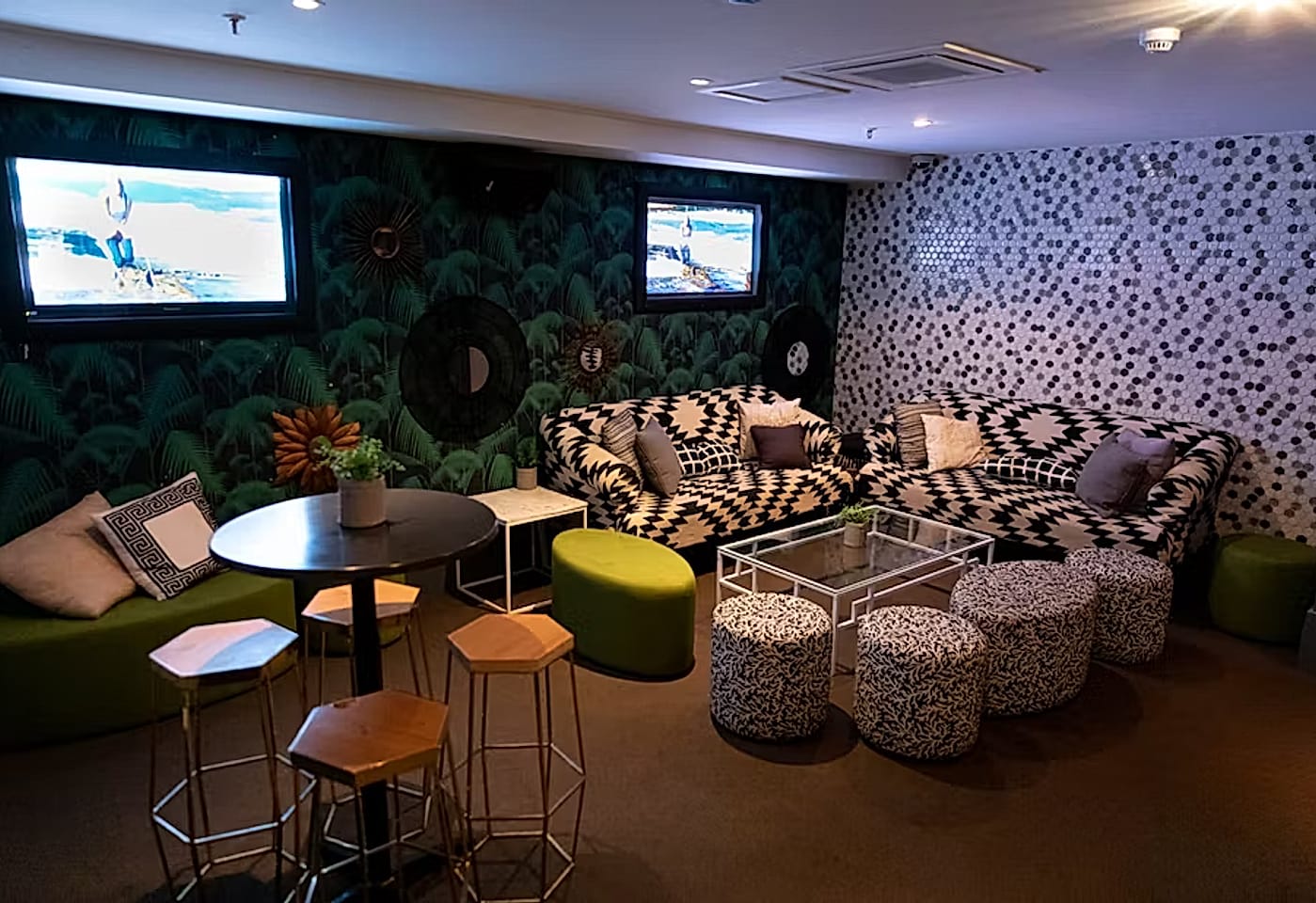 Prince Lane Bar | Karaoke Suite | Venue Hire Perth | 3