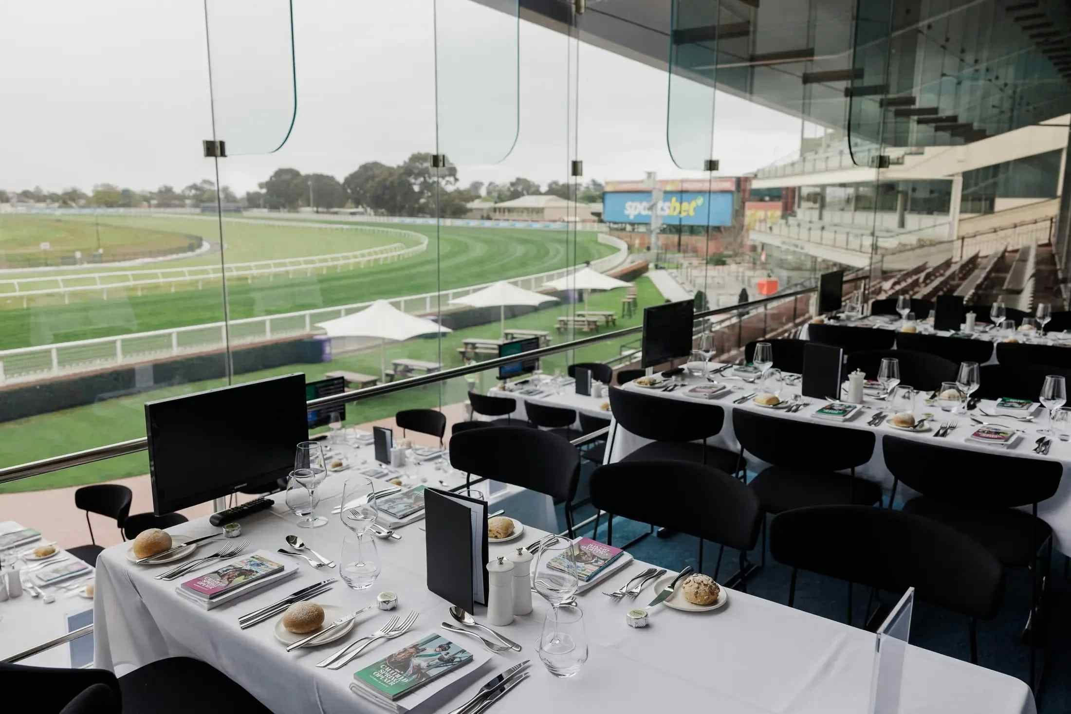Promenade, Melbourne Racing Club image 2
