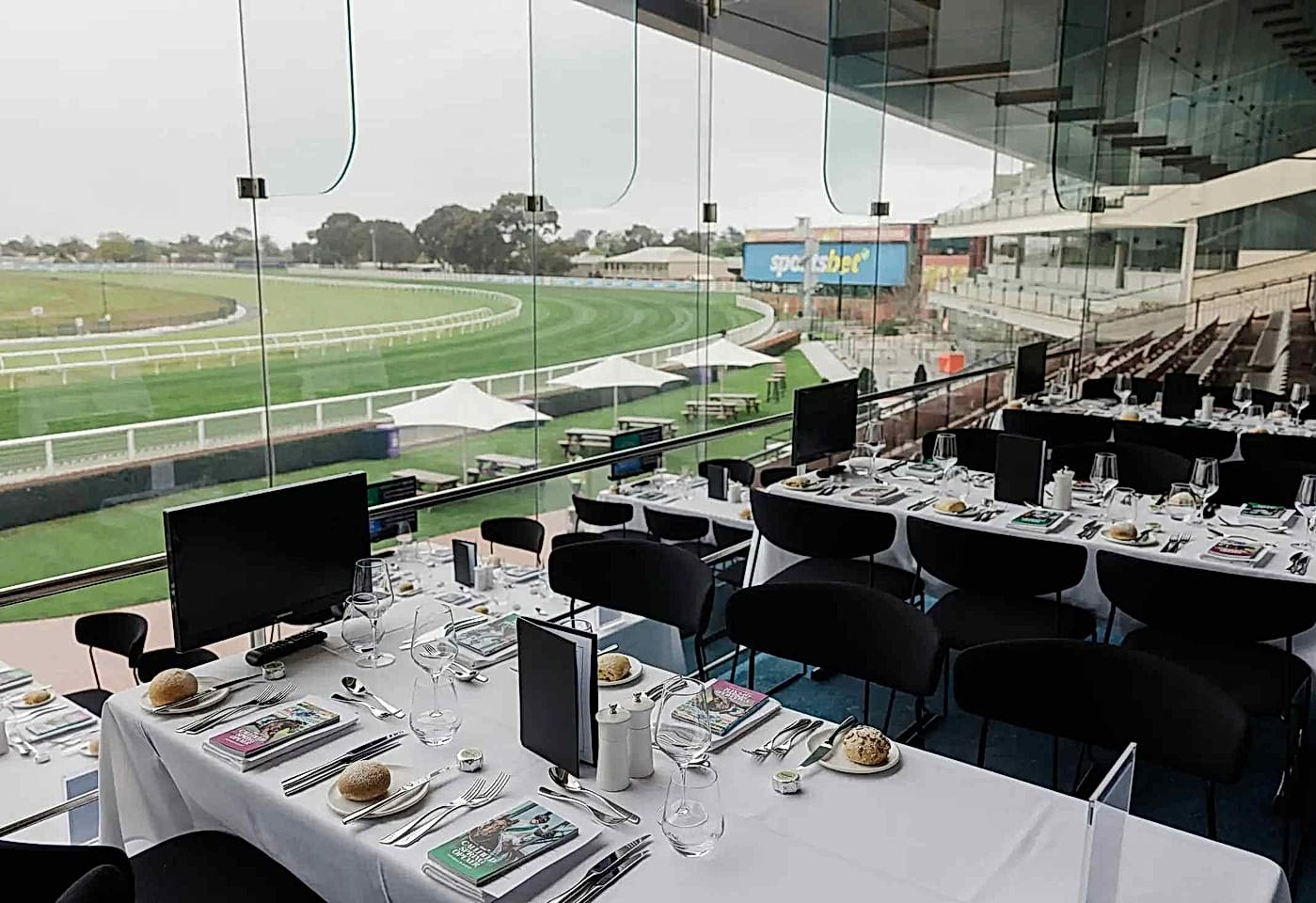 Promenade, Melbourne Racing Club image 2