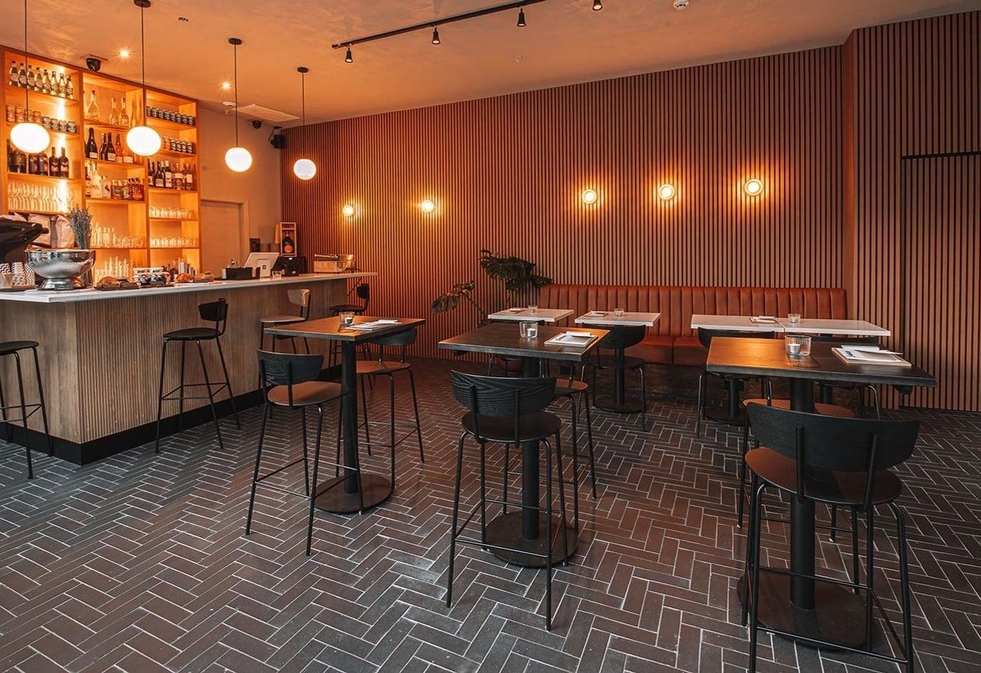 A Manchester bar with delicate wines: Provence1
