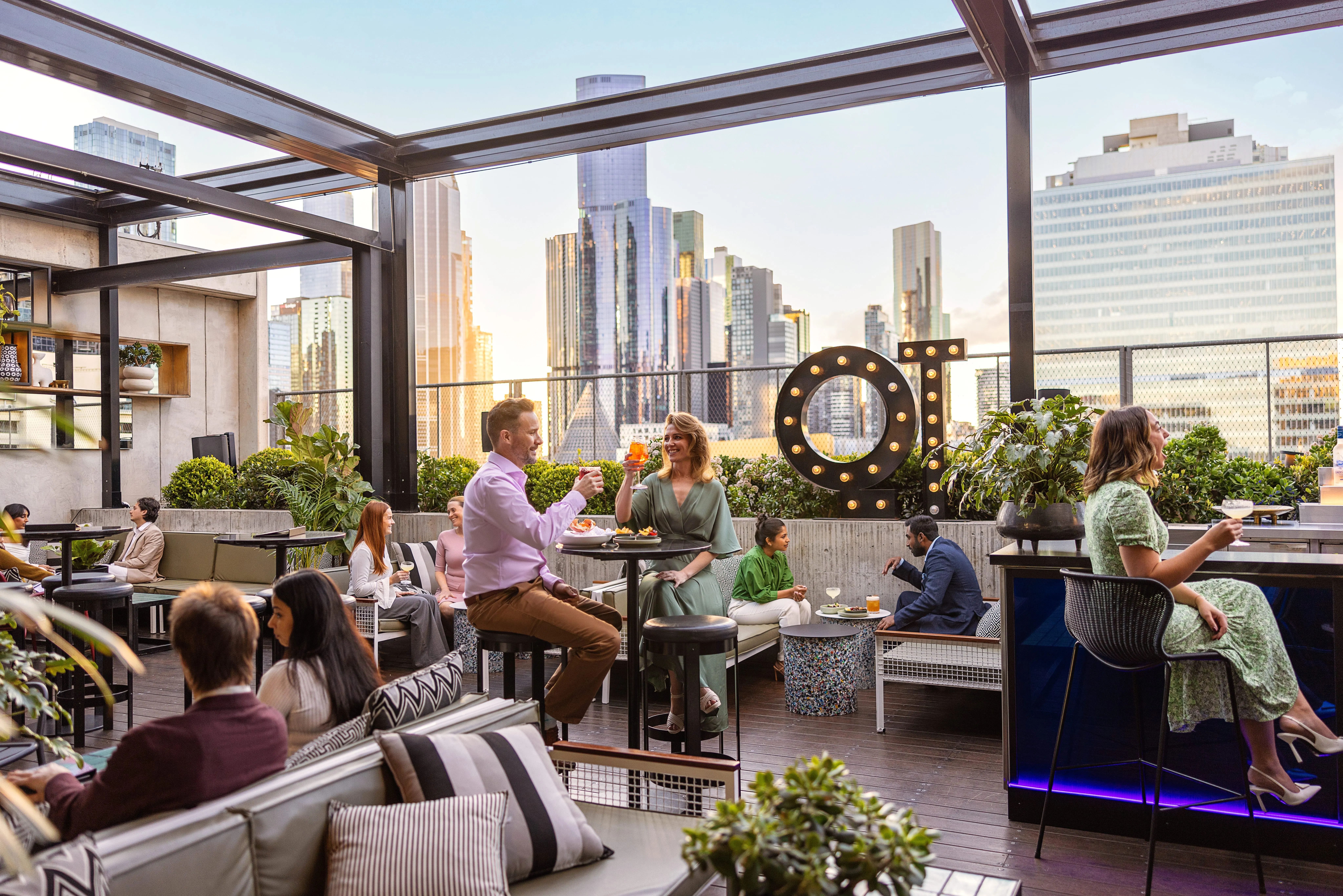 QT Rooftop, QT Melbourne image 2