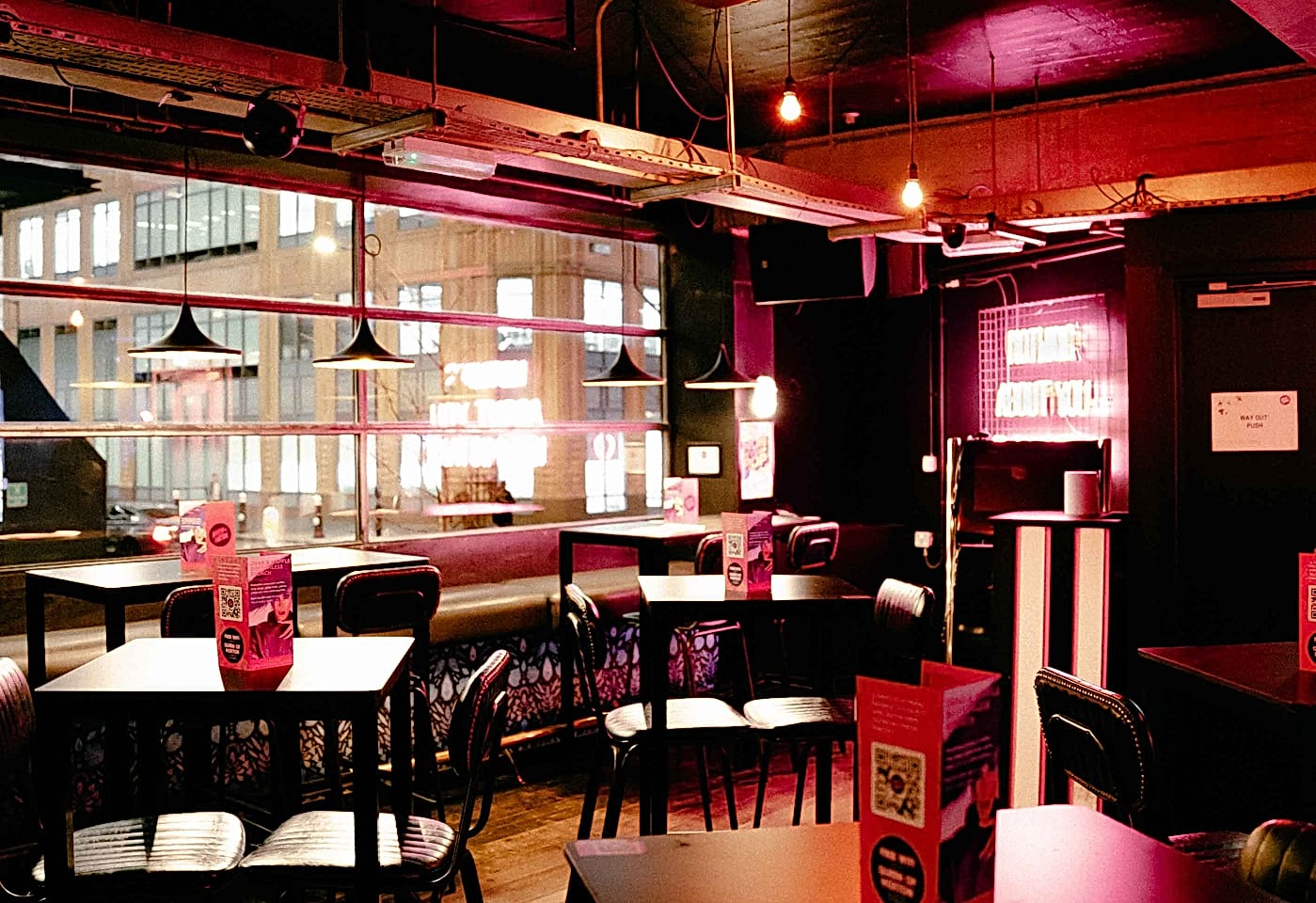 A colourful, festive outdoor bar in London: Queen of Hoxton image 2