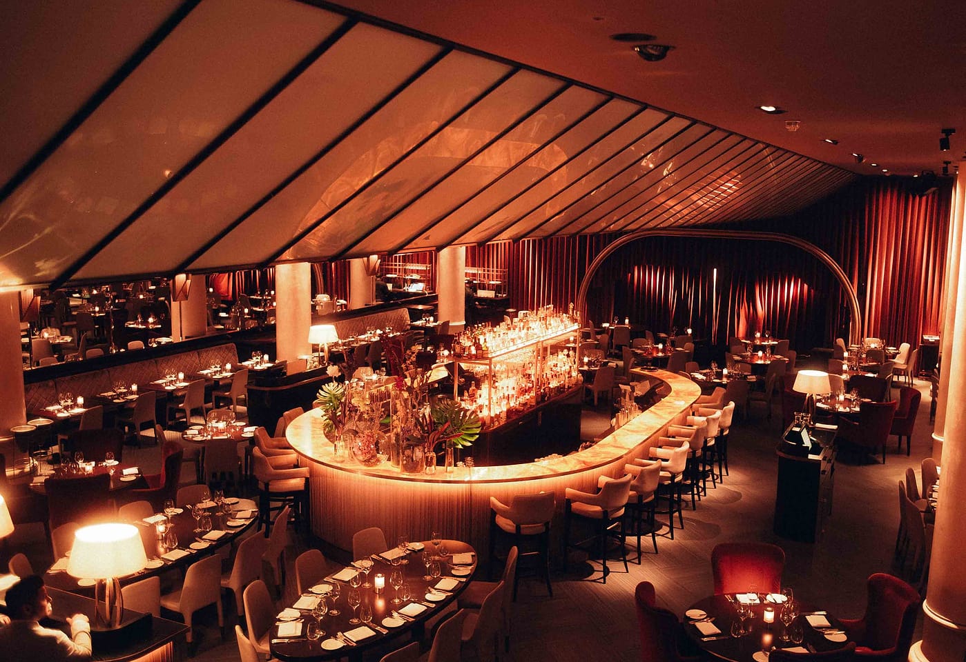 Qualingos mayfair bar hire