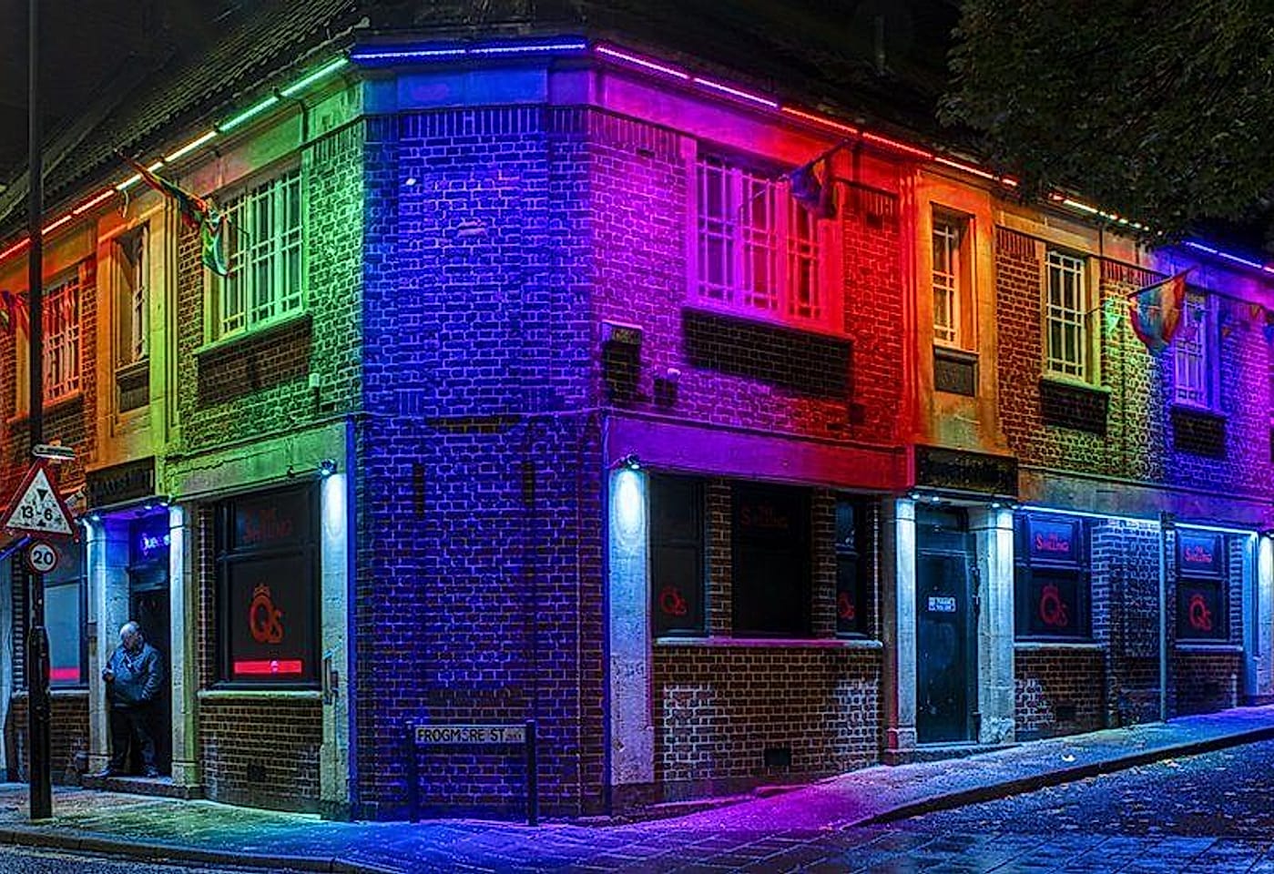 Queenshilling bristol gay bar