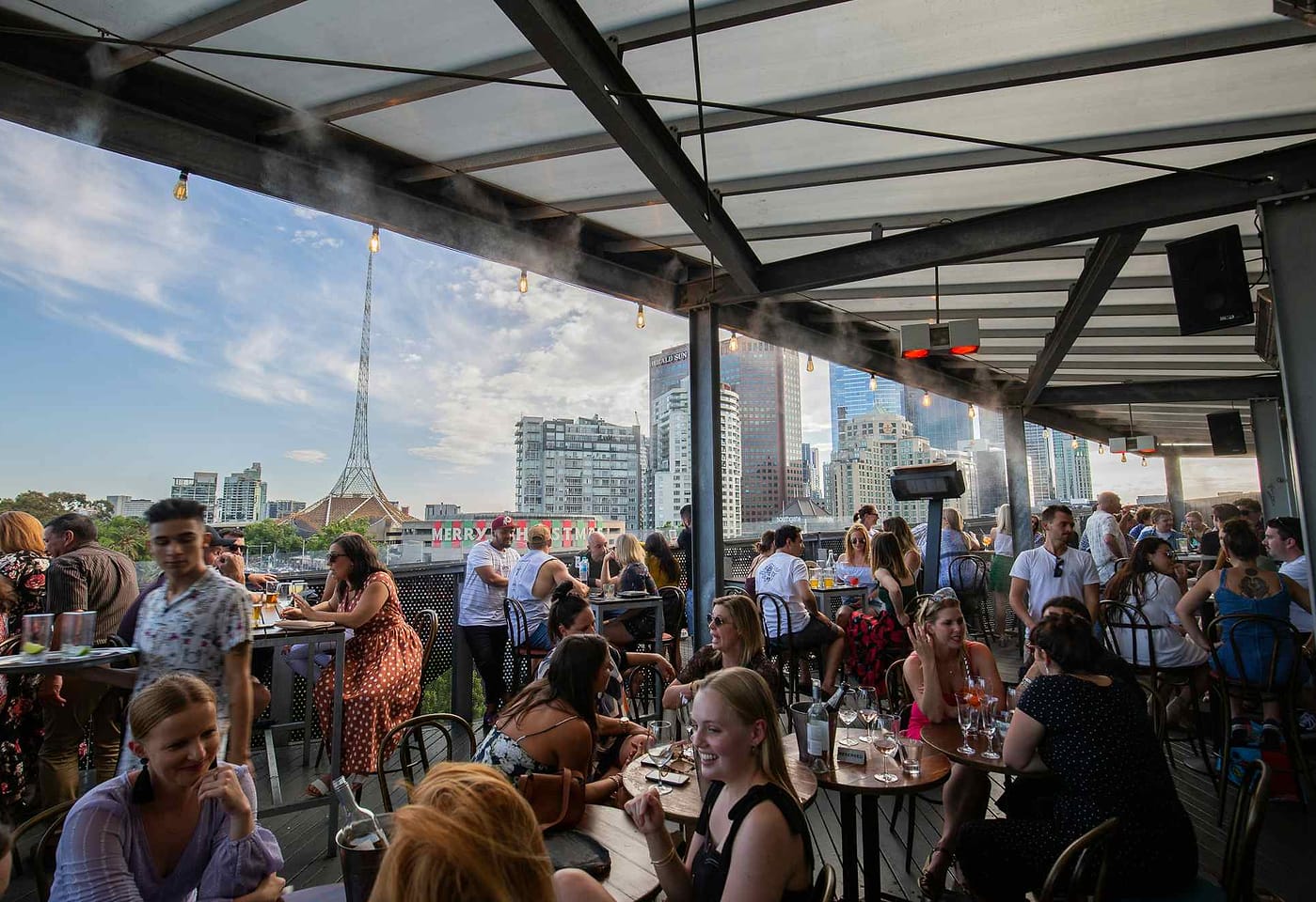 Transit Rooftop Bar, Transport Hotel1