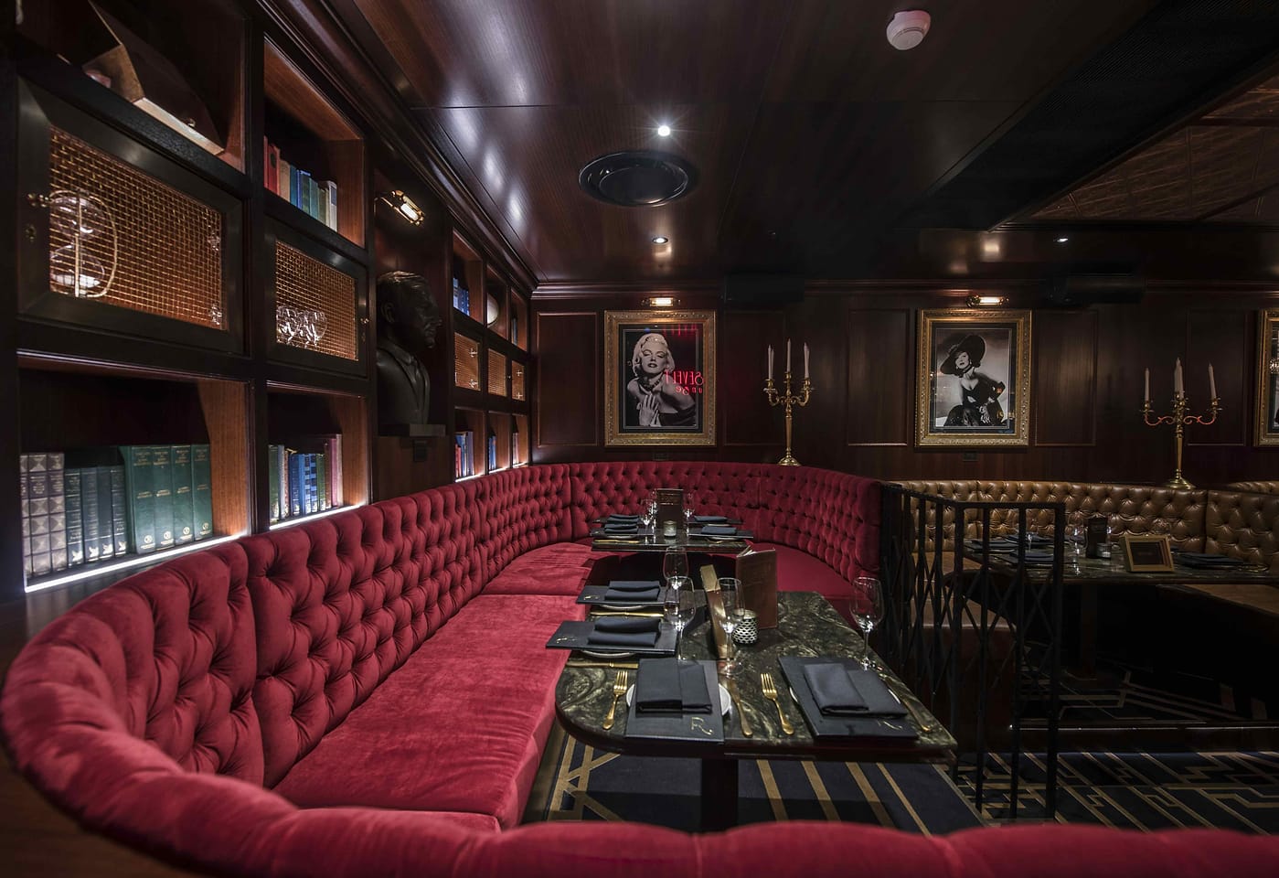 Roosevelt lounge | Booth Seating | Venue Hire Gold Coast | 2