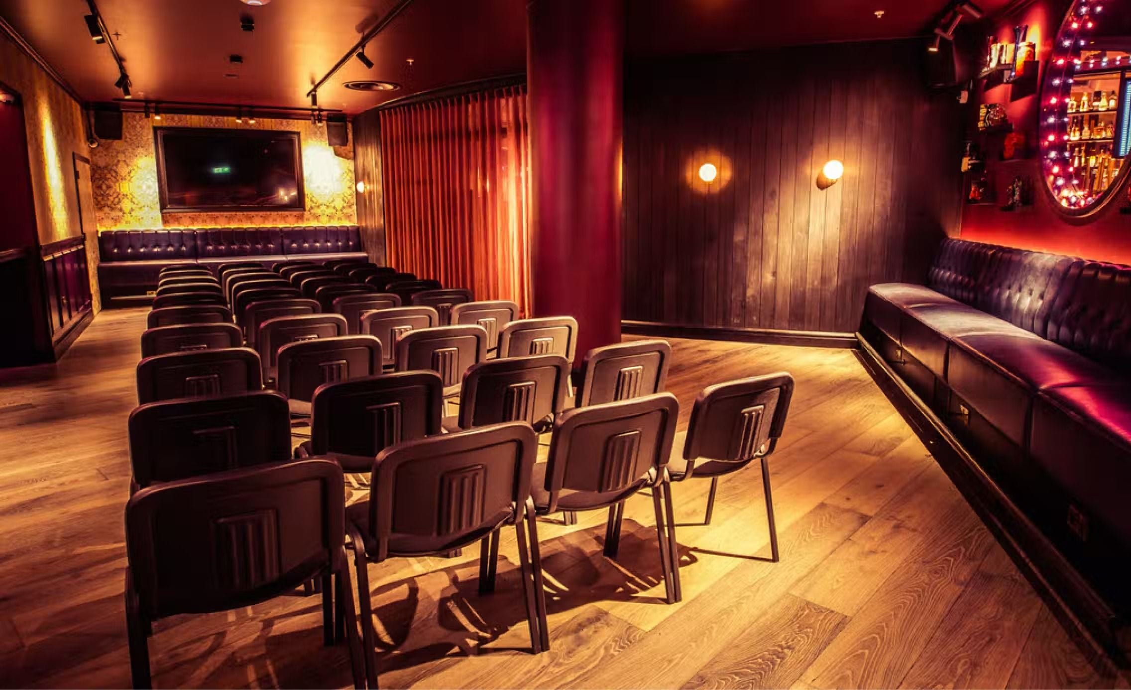 Ruby Rose Room , Puttshack Bank