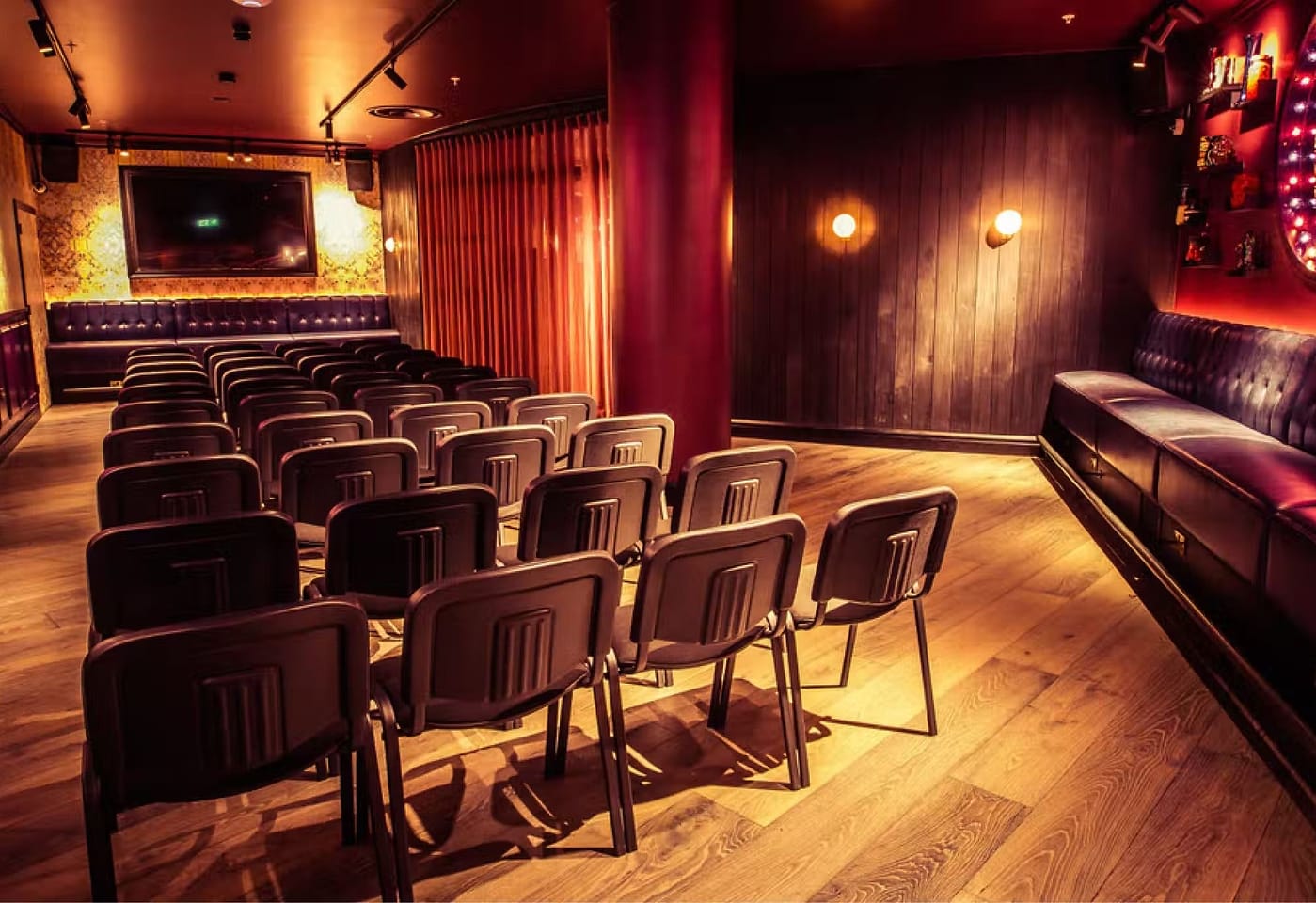 Ruby Rose Room , Puttshack Bank