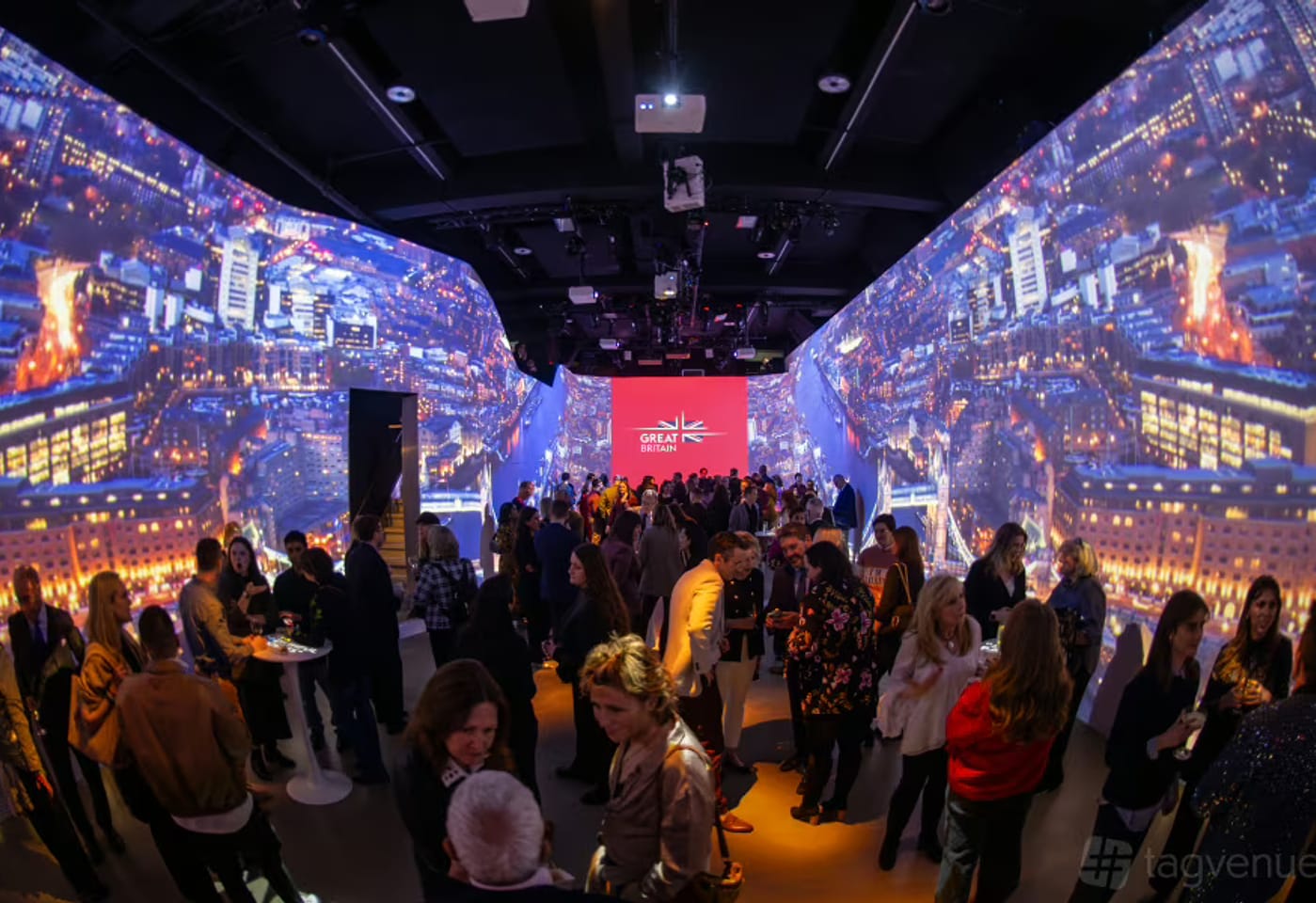 An immersive Midtown venue with unique technology: SHiFT Midtown image 2