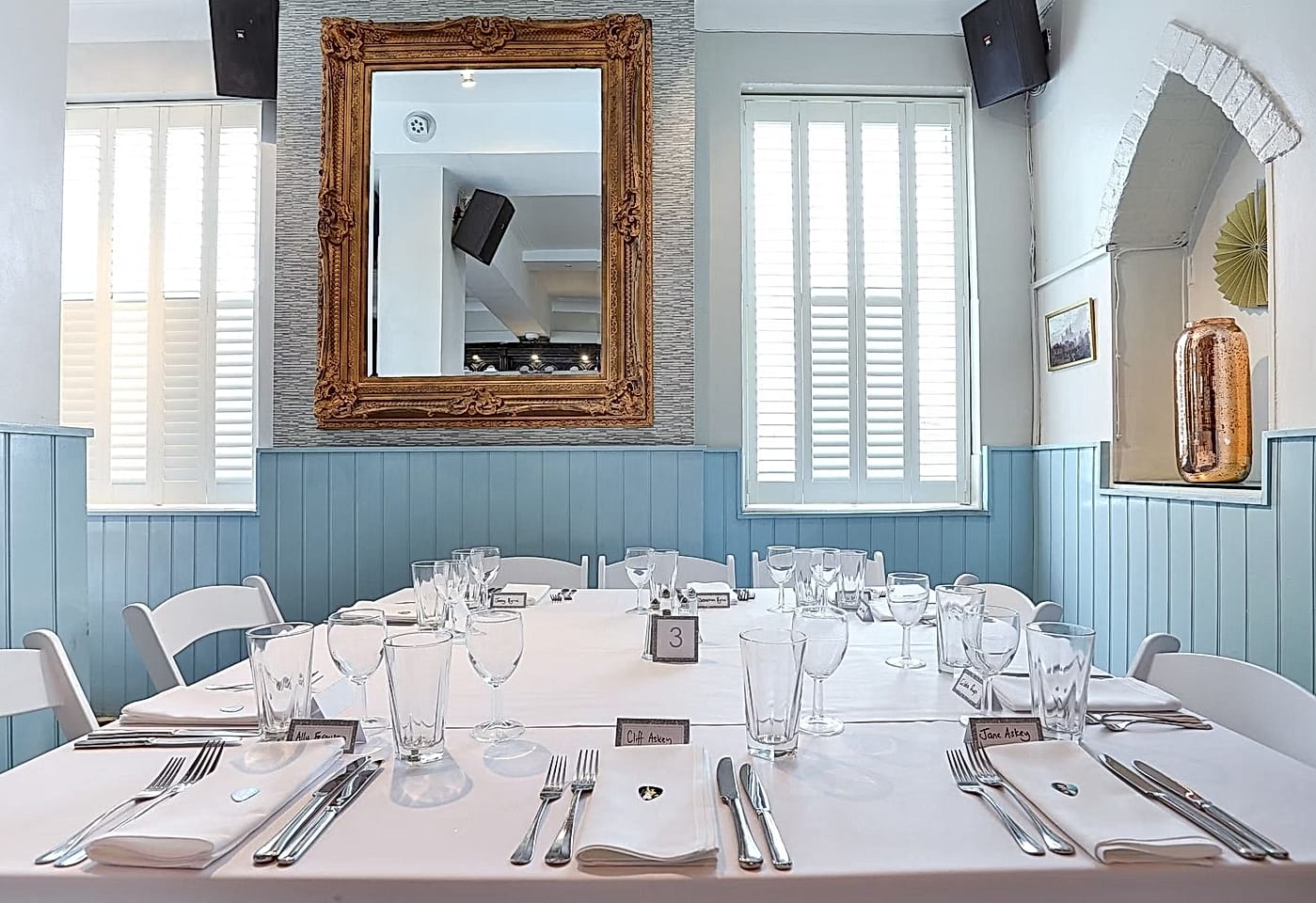 Saloon Bar,The Chapel Bar North London Party venues