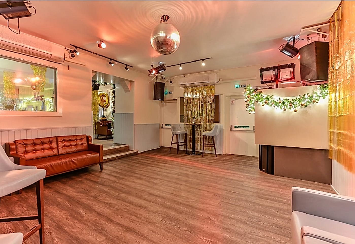 Saloon Bar,The Chapel Bar North London Party venues