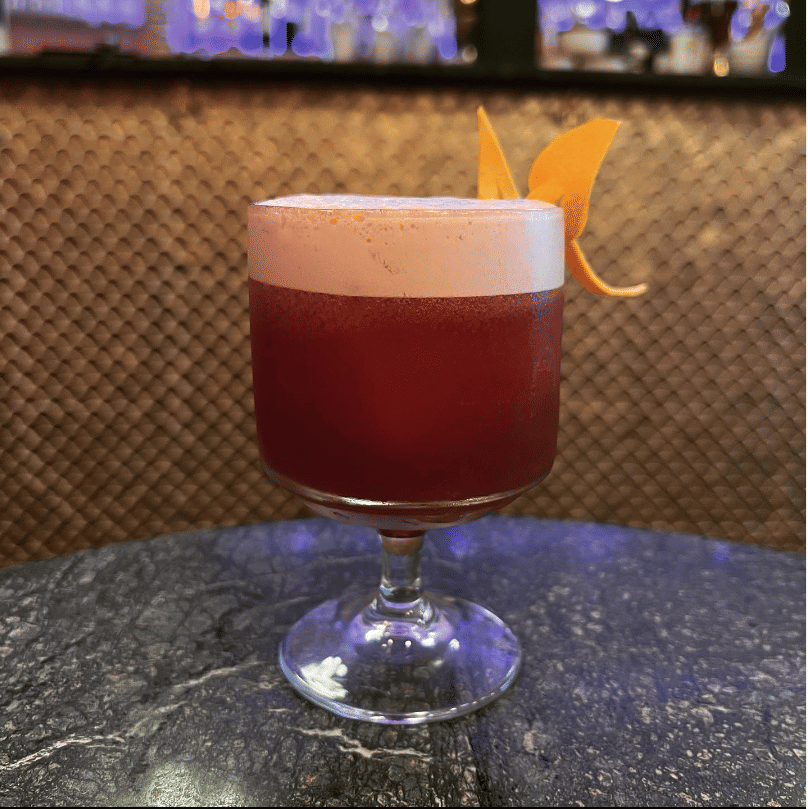 A very pink Clapham bar: Girlfriend image 3