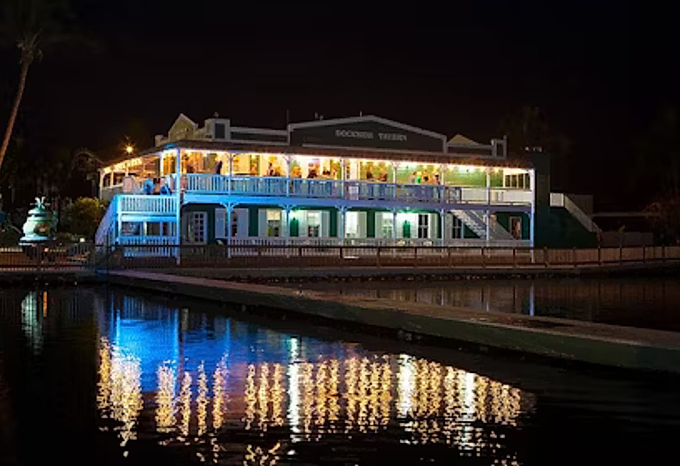 Dockside Tavern, Sea World image 3