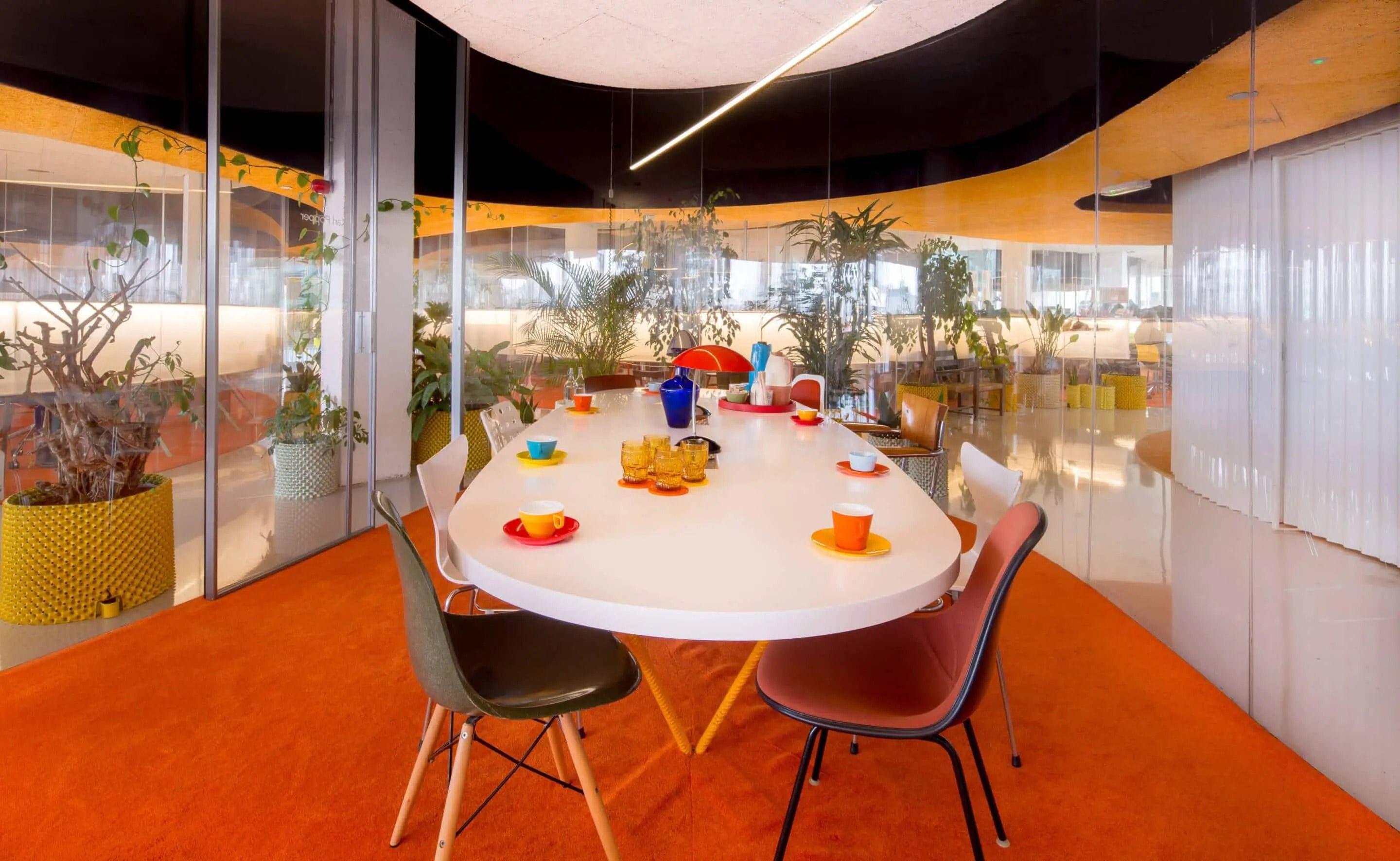 A vibrant meeting room for those bright ideas: Second Home 1