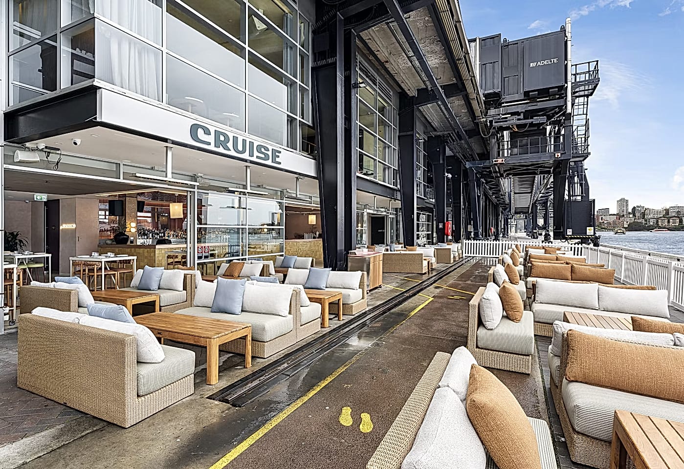 Eastside Lounge, Cruise Bar image 3