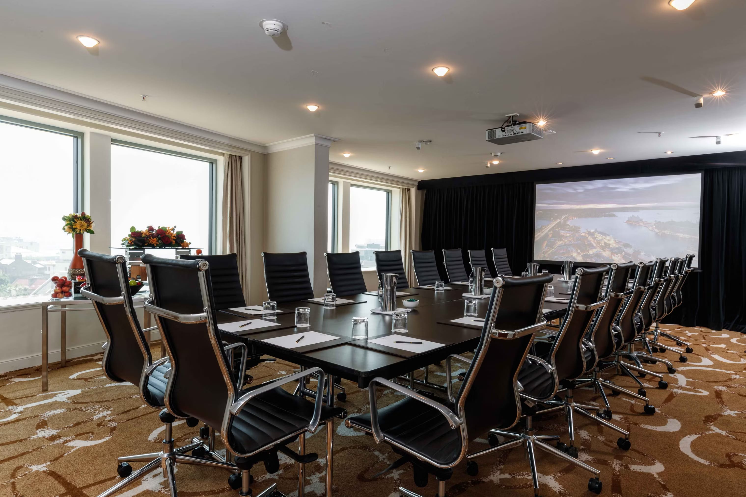 Harbour 409, Shangri-La Sydney image 2