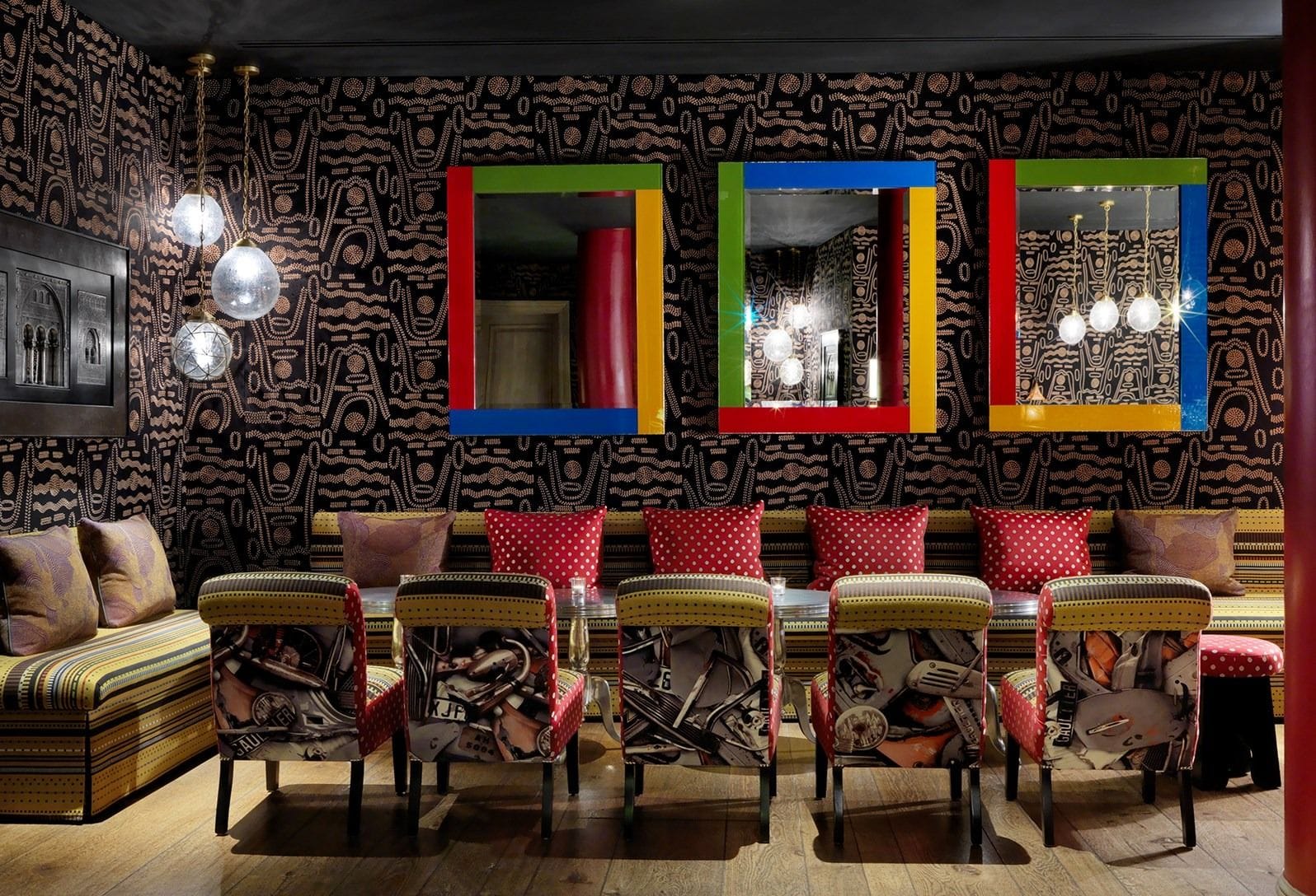 Host your meeting room under a piece of expensive art: The Soho Hotel image 3