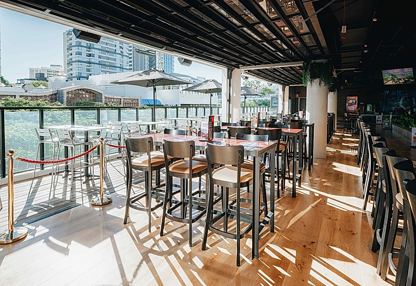 Sporting Globe Surfers Paradise | Covered Outdoor Seating | Venue Hire Gold Coast | 2