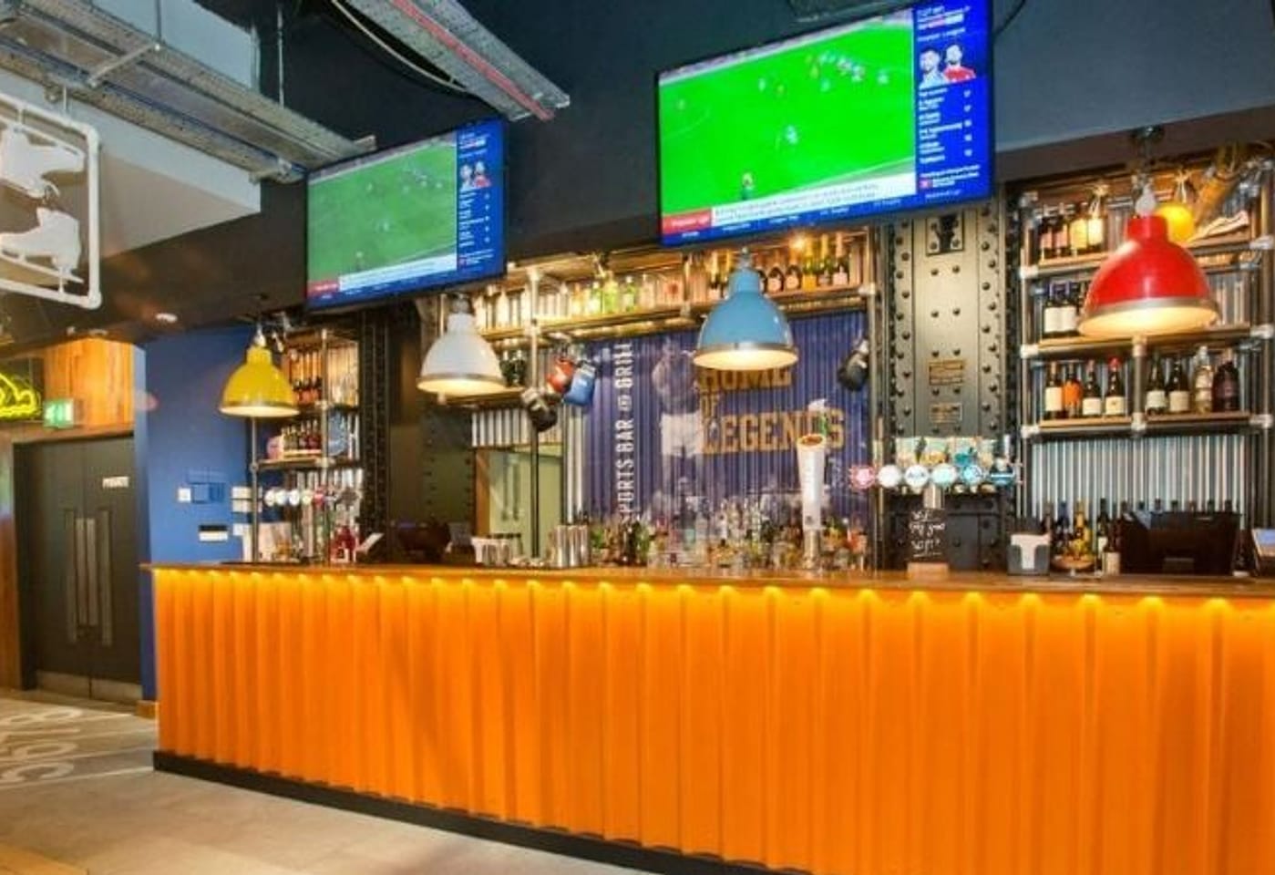 Sports Bar and Grill Victoria best victoria bars 1