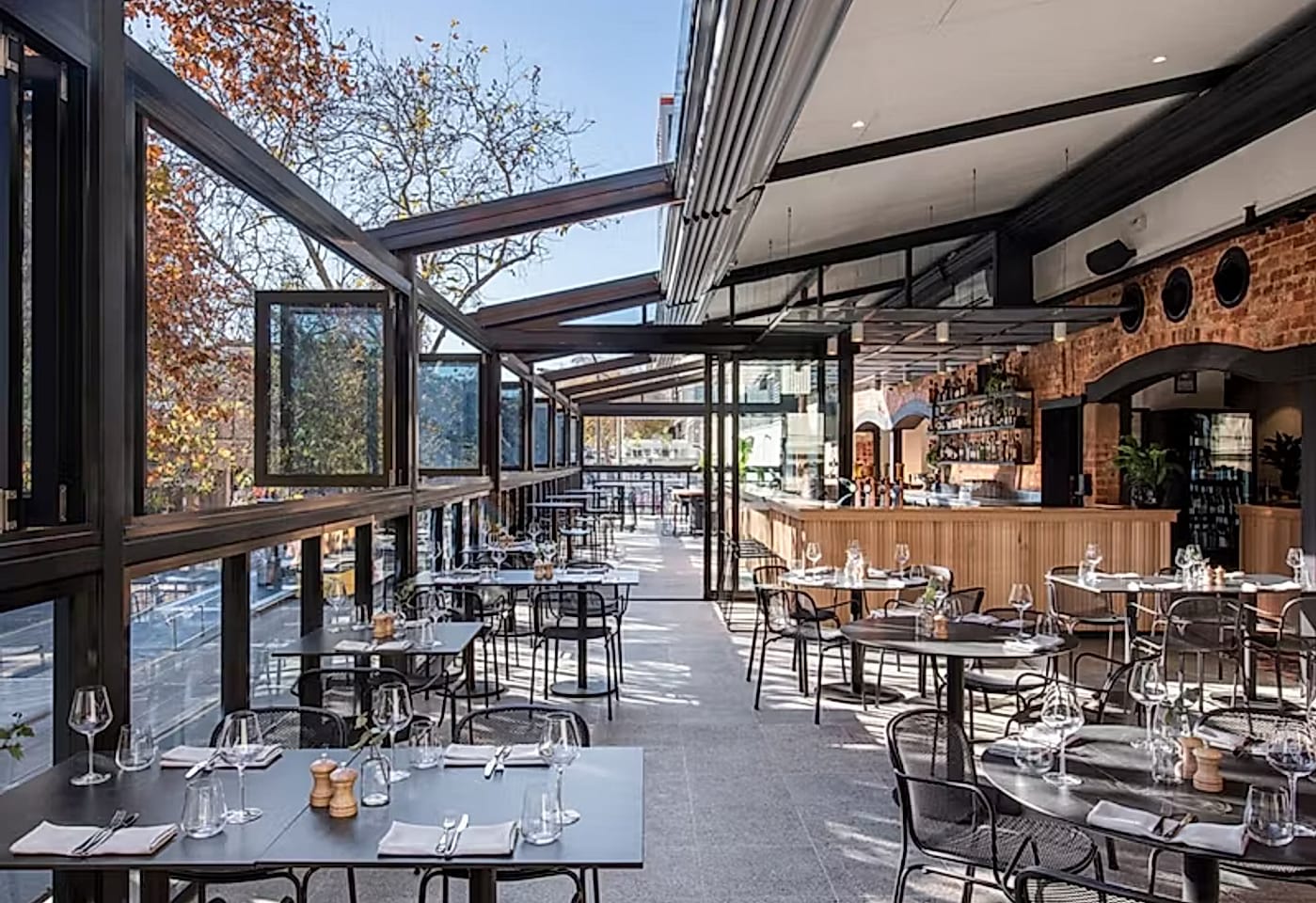 Strathmore Hotel | Verandah Dining | Venue Hire Adelaide | 2