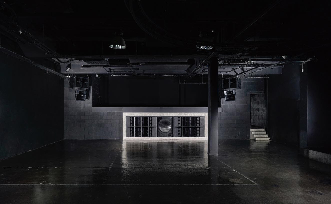 A blank canvas studio space with an industrial feel: Studio Space image 2