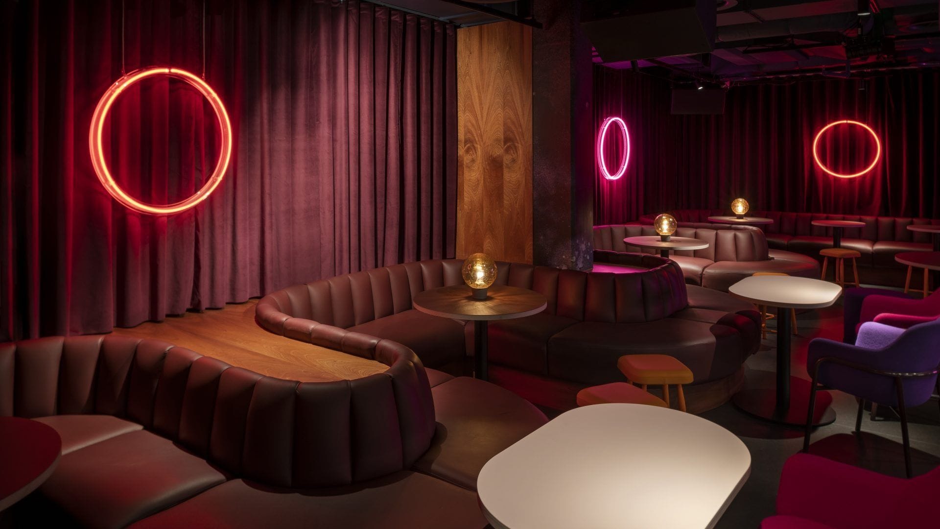 Italo to the max in this underground London cocktail bar: Supermax image 3