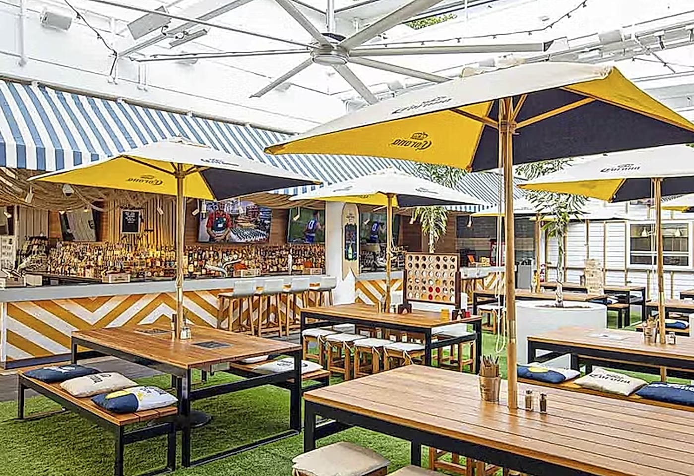 Surfers Paradise | Close up of Bar and Seating | Venue Hire Gold Coast | 2