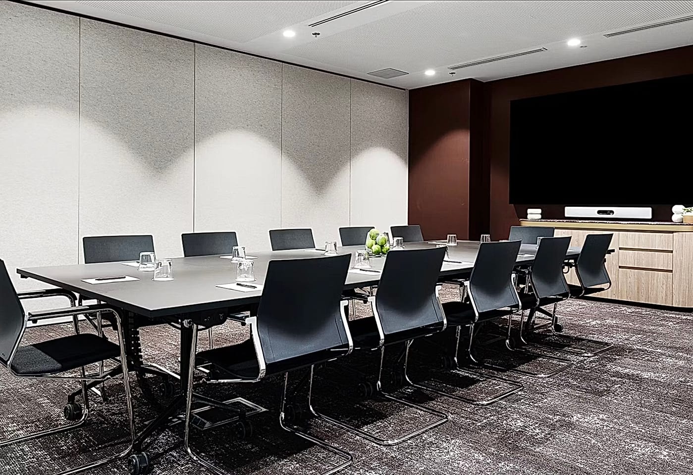 TO, TRE, EN - Conference Room, Two24 Conferencing by Work Club Global image 2