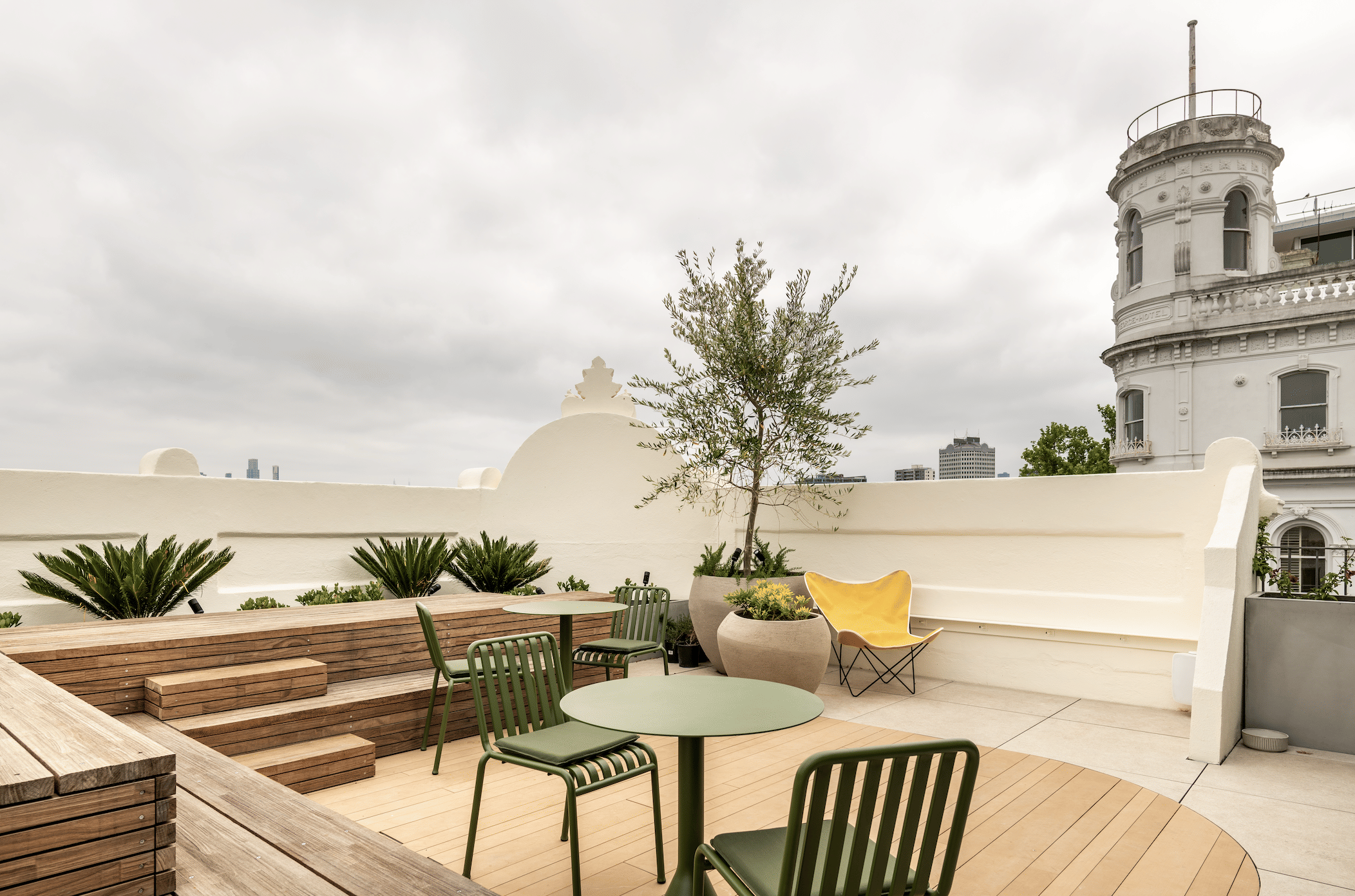 Milton Terrace, The Hive Milton House image 3