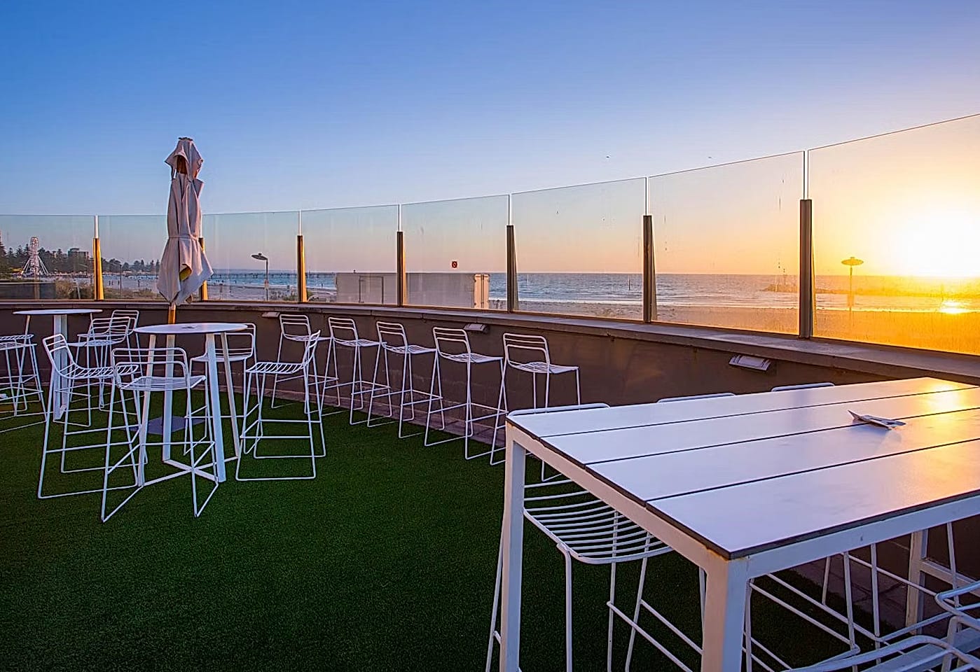 The Beachfront, Sammy's on the Marina1