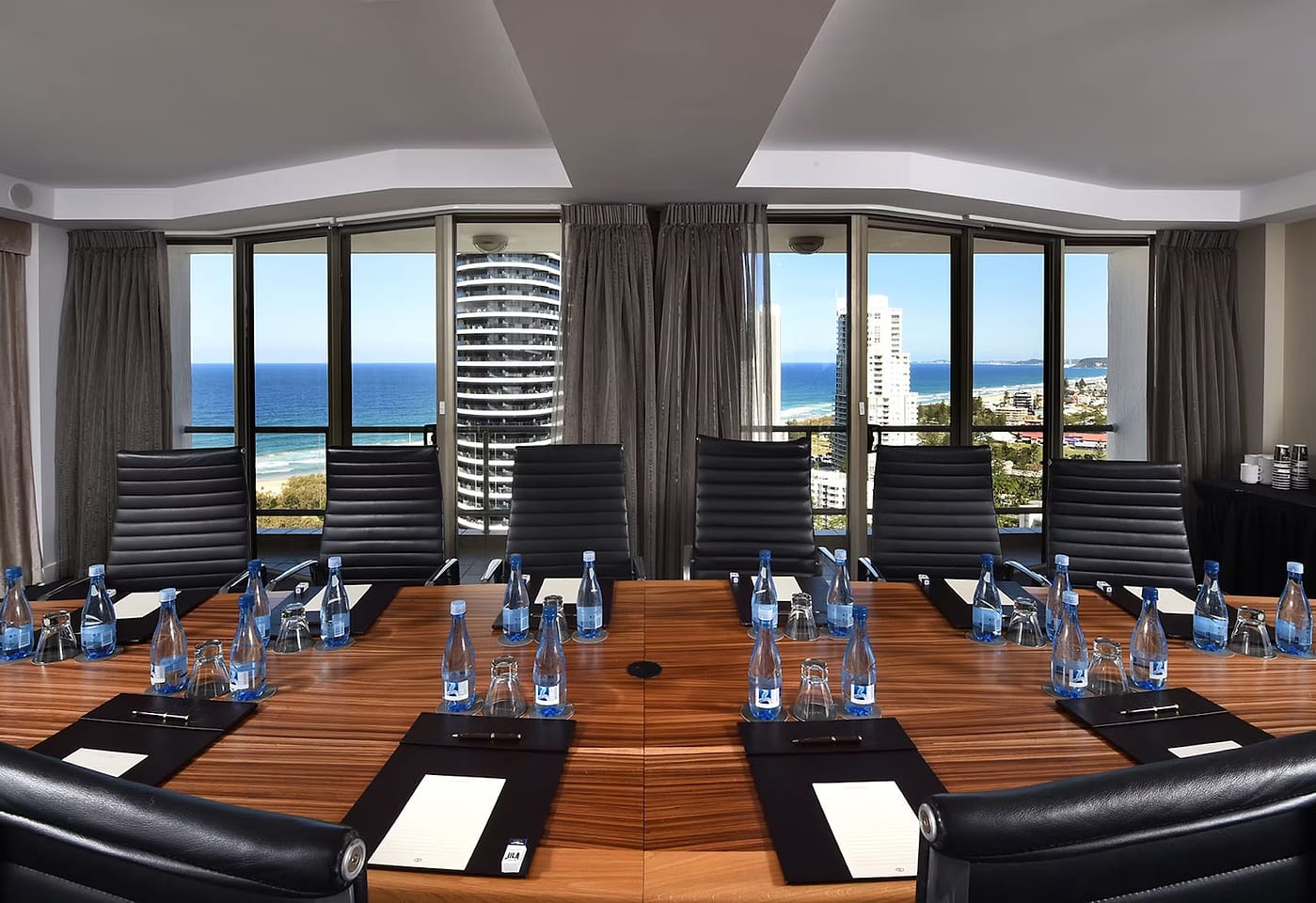 The Boardroom, Sofitel Gold Coast Broadbeach image 3