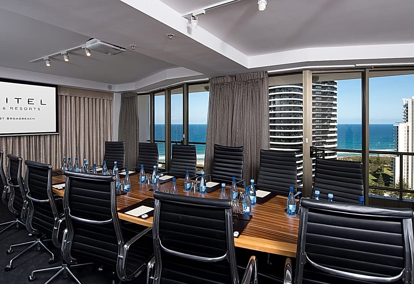 The Boardroom, Sofitel Gold Coast Broadbeach1