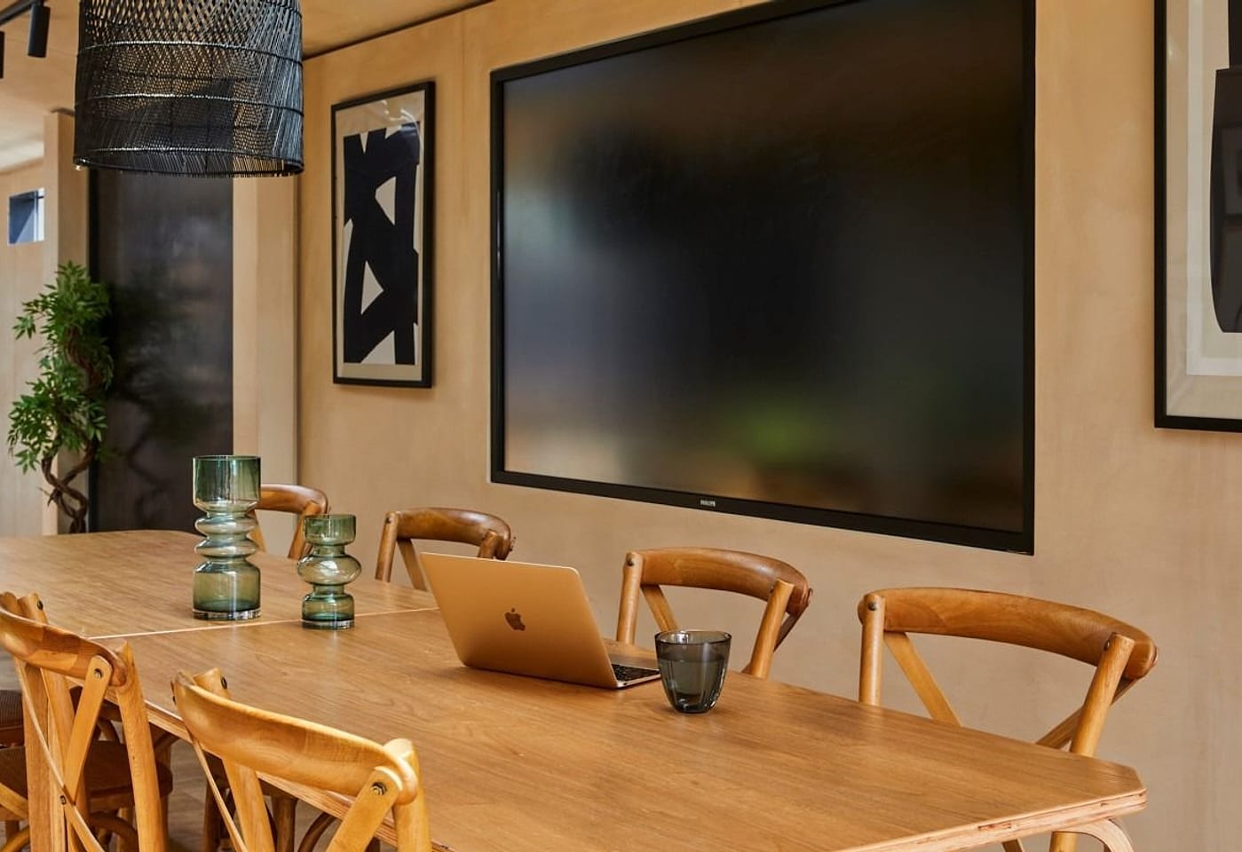 Host a meeting with river views: The Boathouse image 2