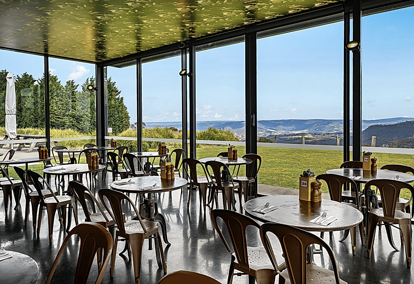 Hydro Majestic image 2