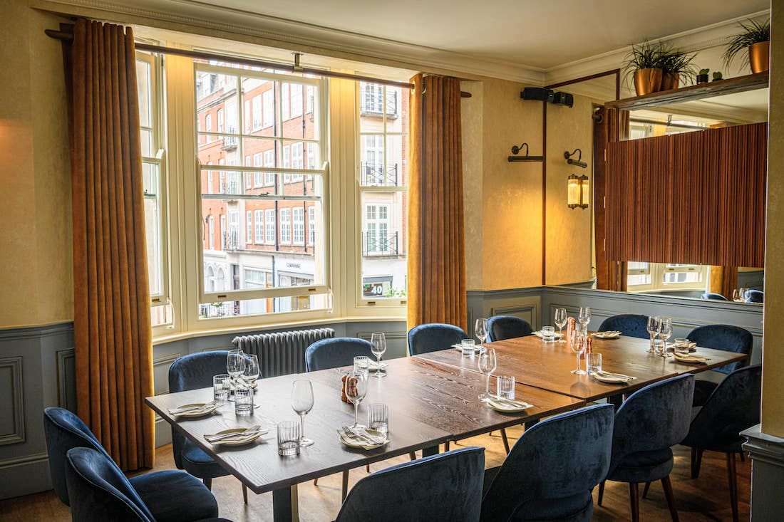 A Marylebone private dining room for breakfast, lunch, and dinner: The private dining room at the Cavendish image 3