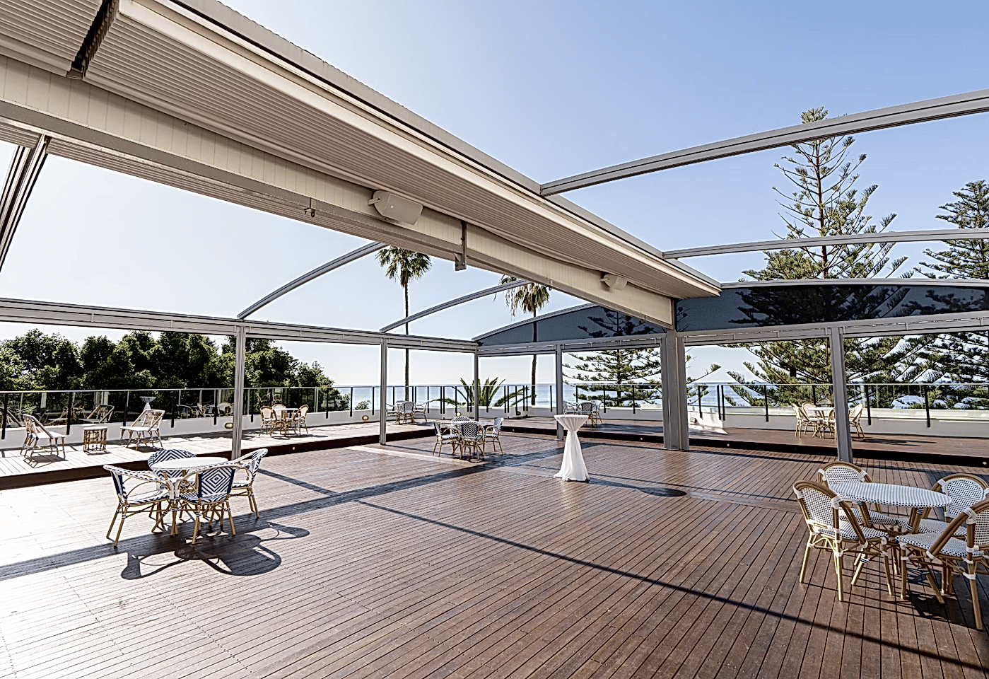 Novotel Wollongong Northbeach image 2