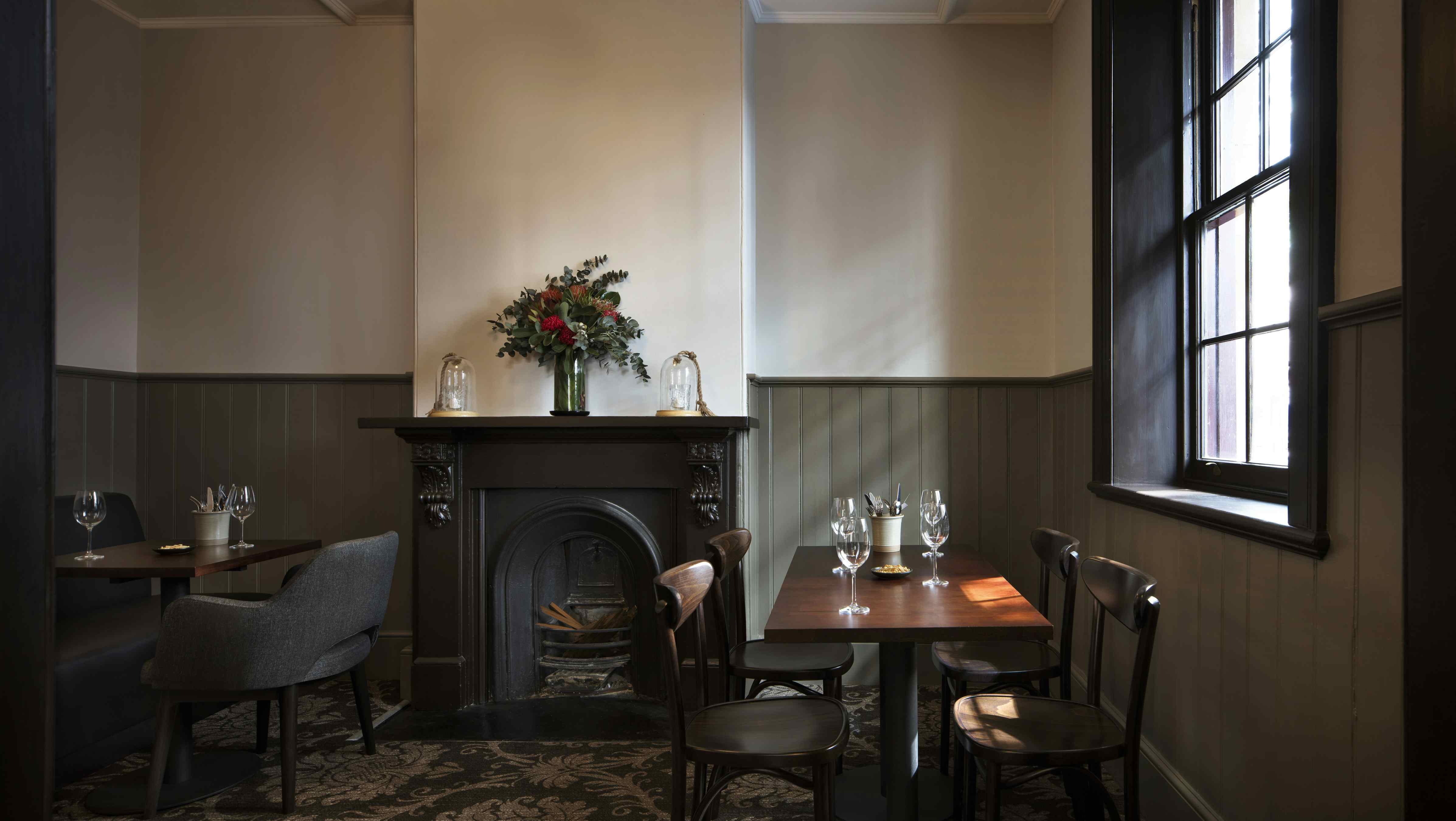 The Dundee Arms Pub, Hyatt Regency Sydney image 2