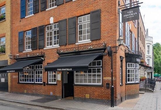The Footman Mayfair pubs 1
