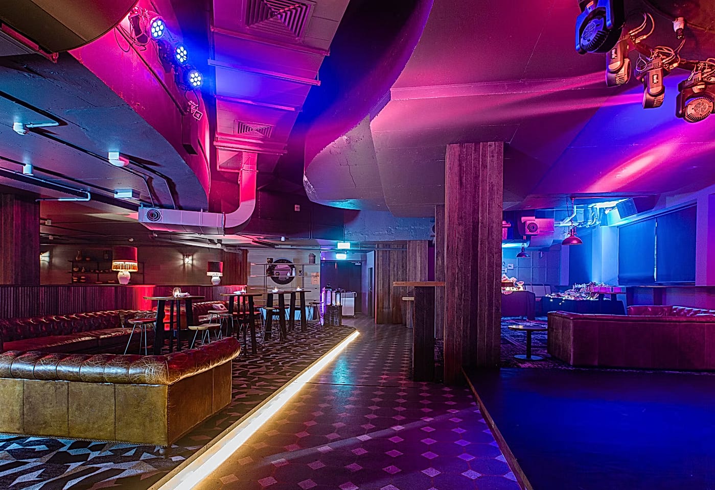 Duke's Parlour, The Island Gold Coast image 3