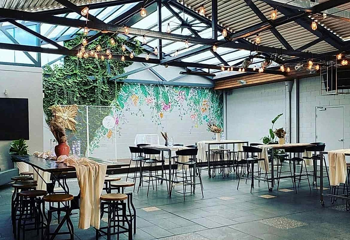 Beer Garden, The Joiners image 2