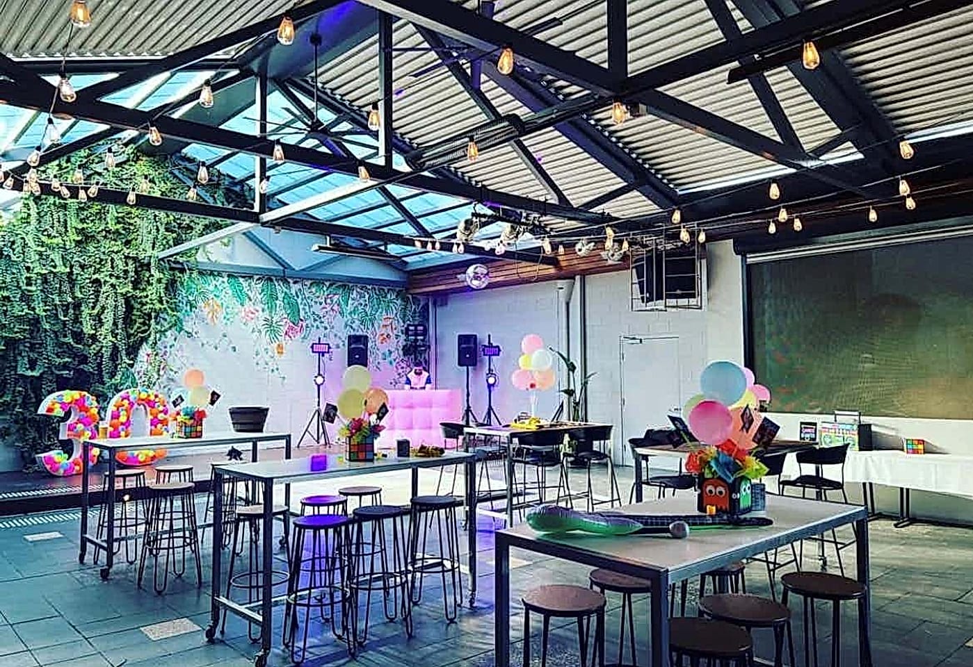 Beer Garden, The Joiners image 3