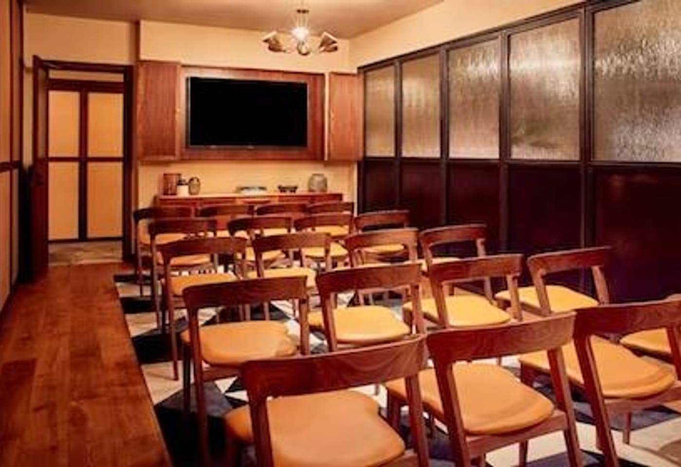 A unique meeting room that is not as laid-back as the name suggests: The Living Room, Hoxton Holborn image 3