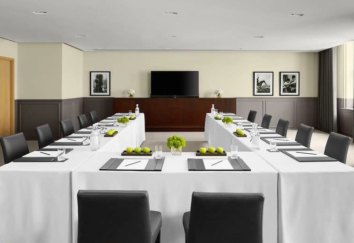 The London Edition Business Hotel Fitzrovia Mayfair
