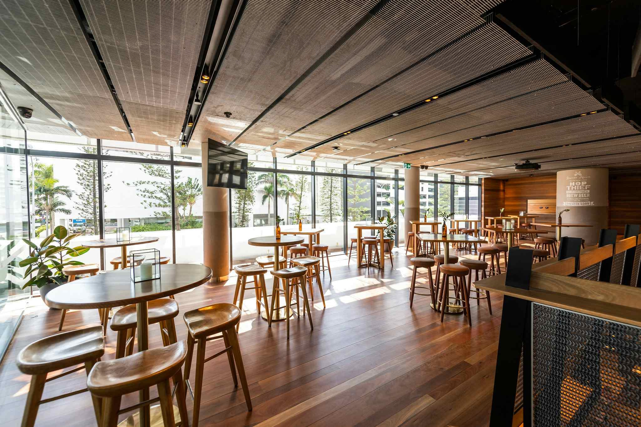 The Lucky Squire | THE BREWERS DECK Exclusive Hire | Venue Hire Gold Coast | 3