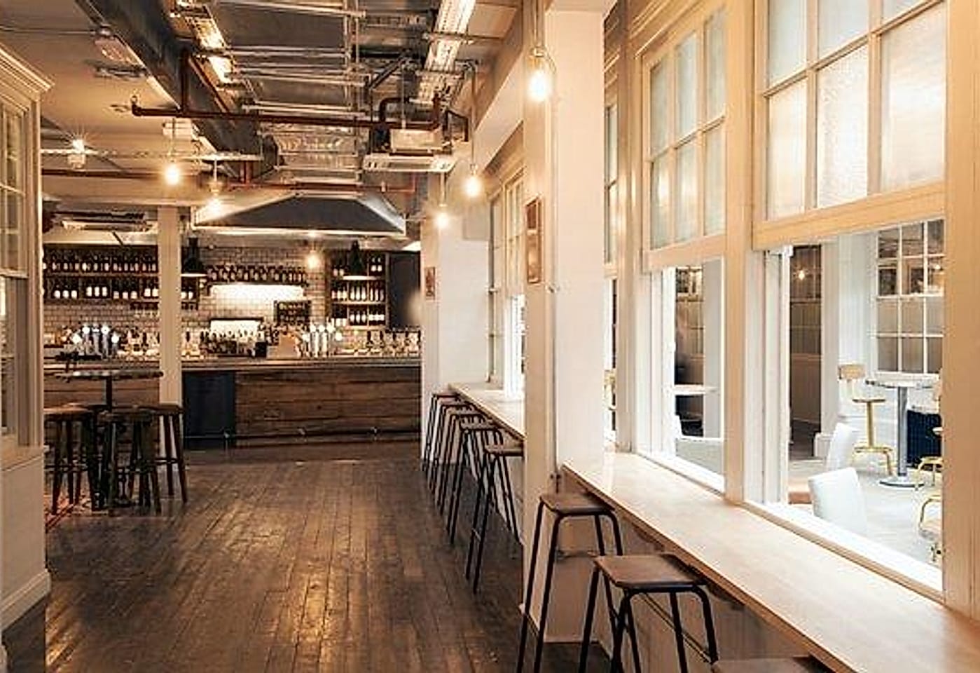 A people watchers dream: The Parcel Yard1