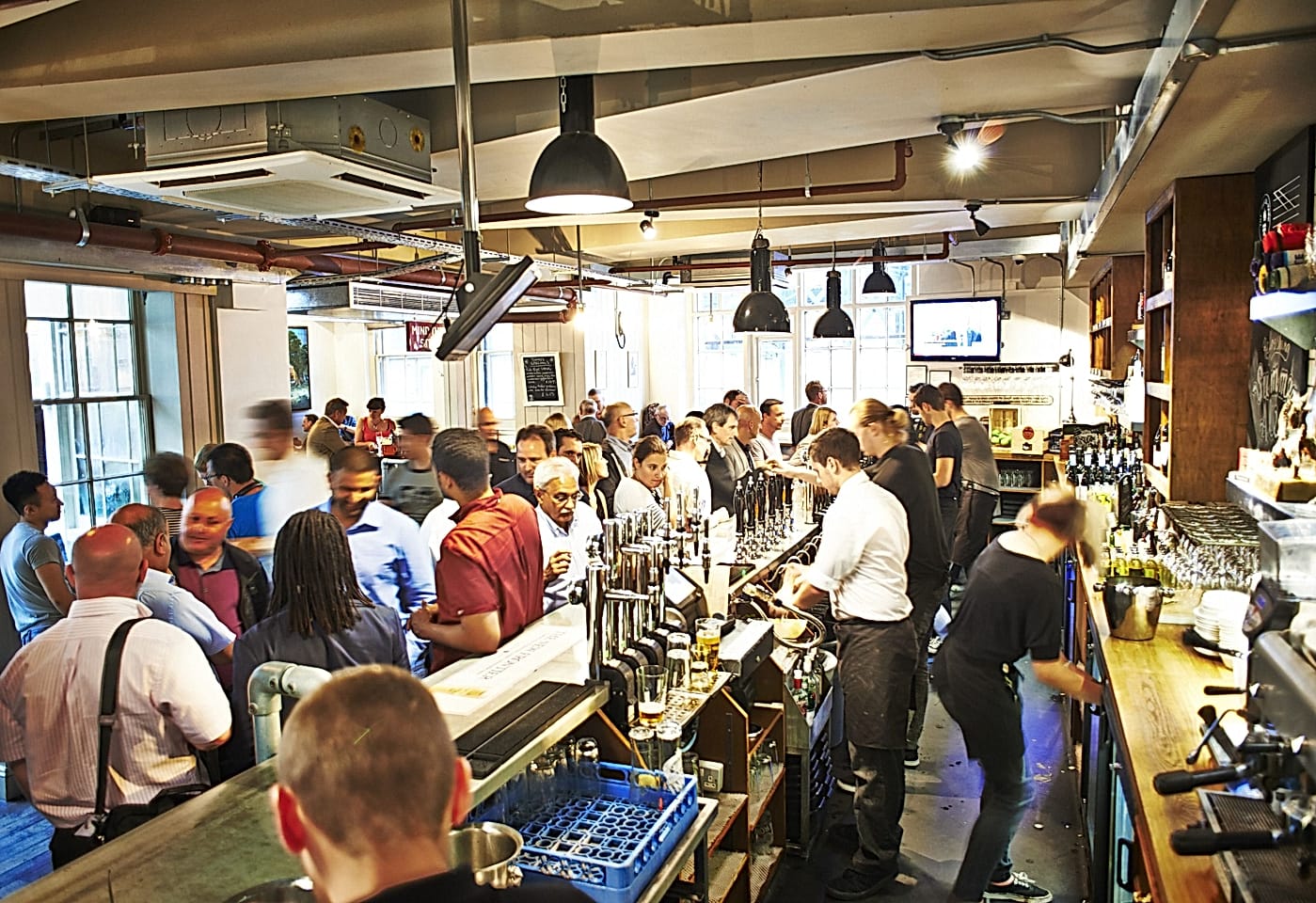 A people watchers dream: The Parcel Yard image 3