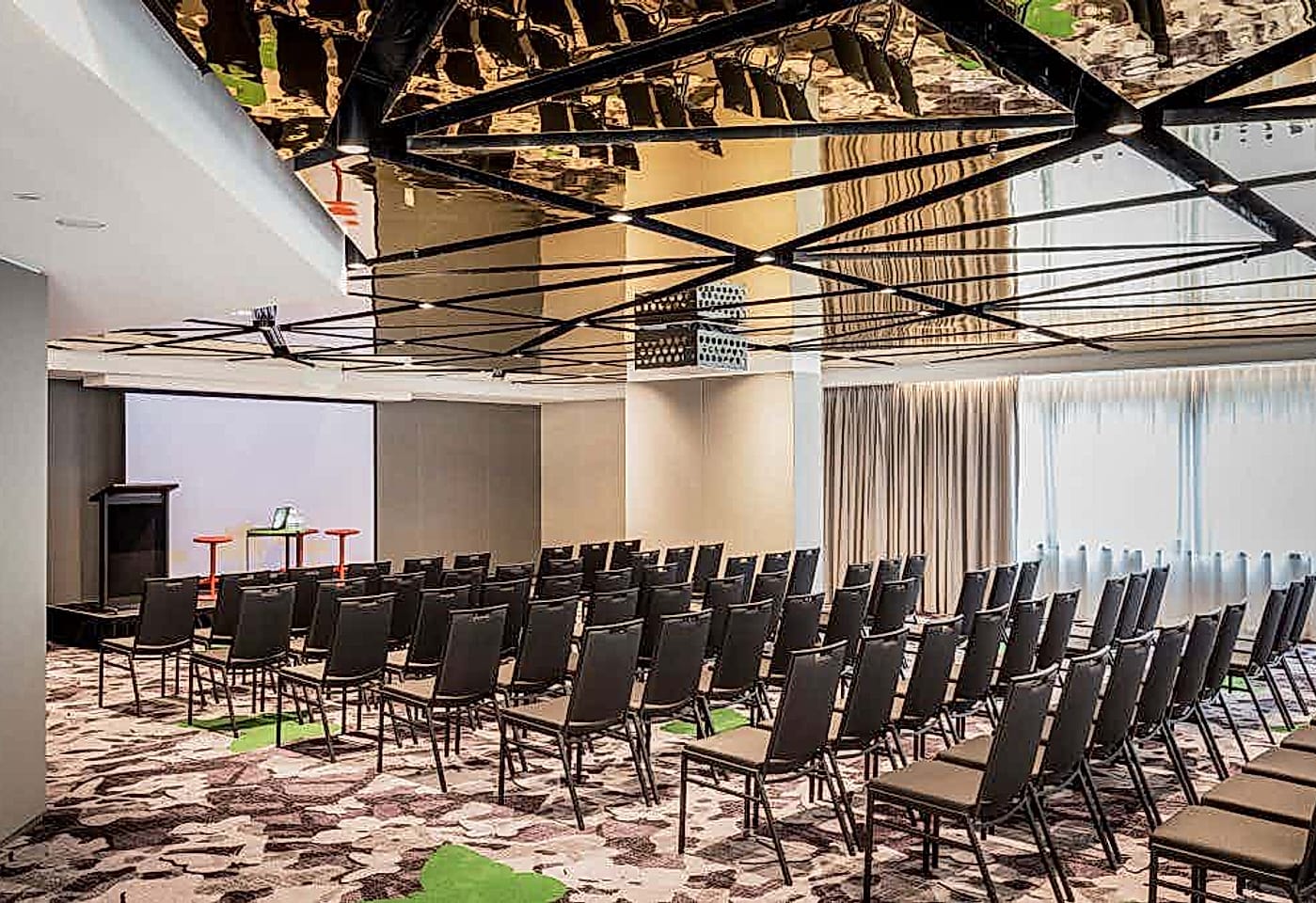 The Pod, Capri by Fraser Brisbane image 2