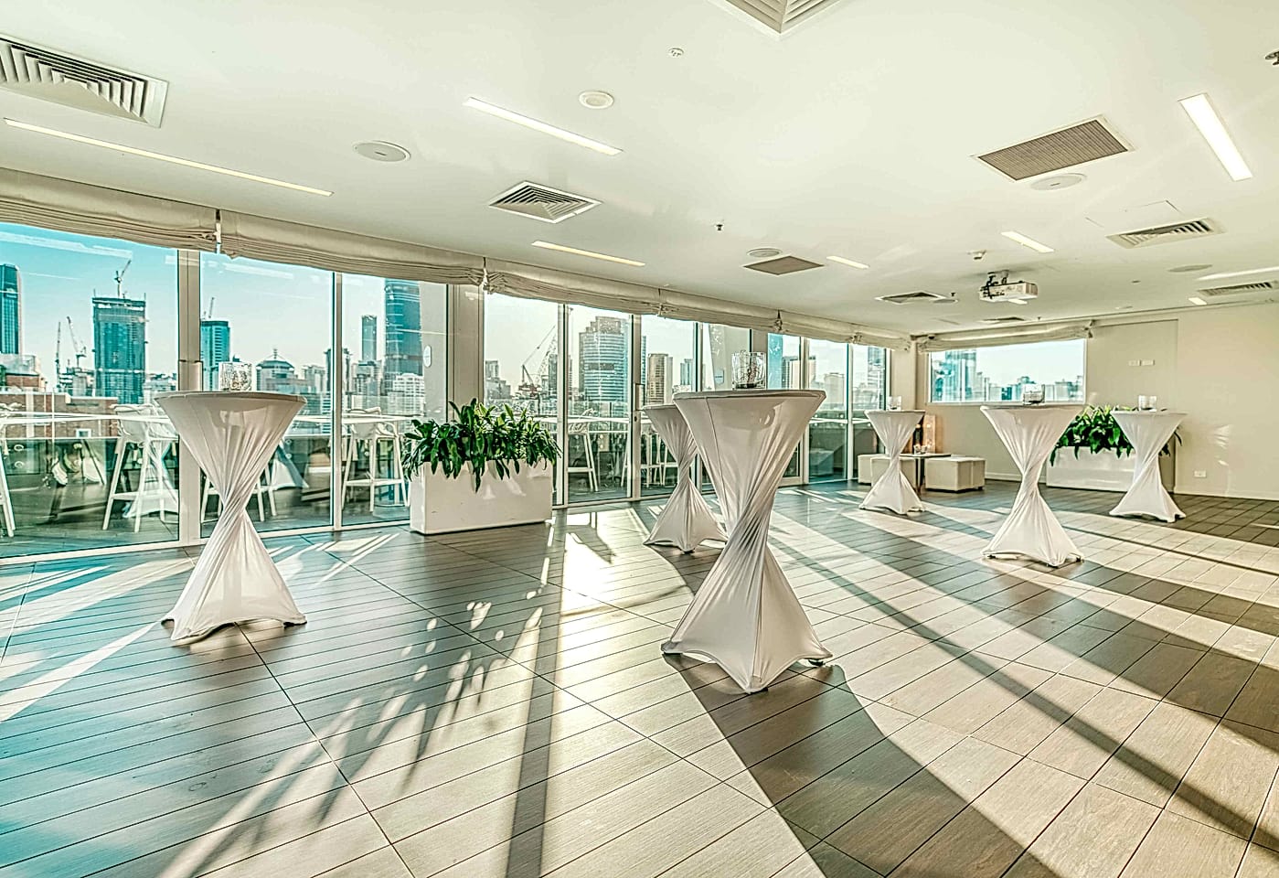 Eagles Nest Brisbane, The Point Brisbane Hotel1