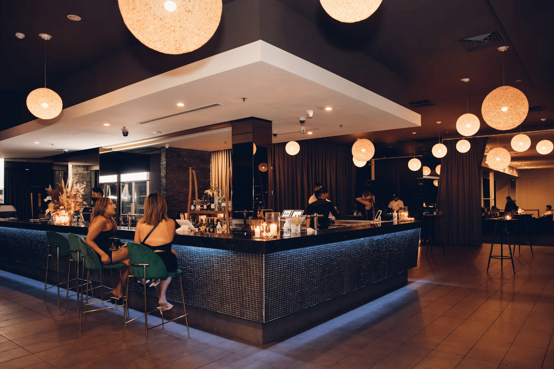 The Promenade Docklands | Waterfront Bar | Venue Hire Melbourne | 1