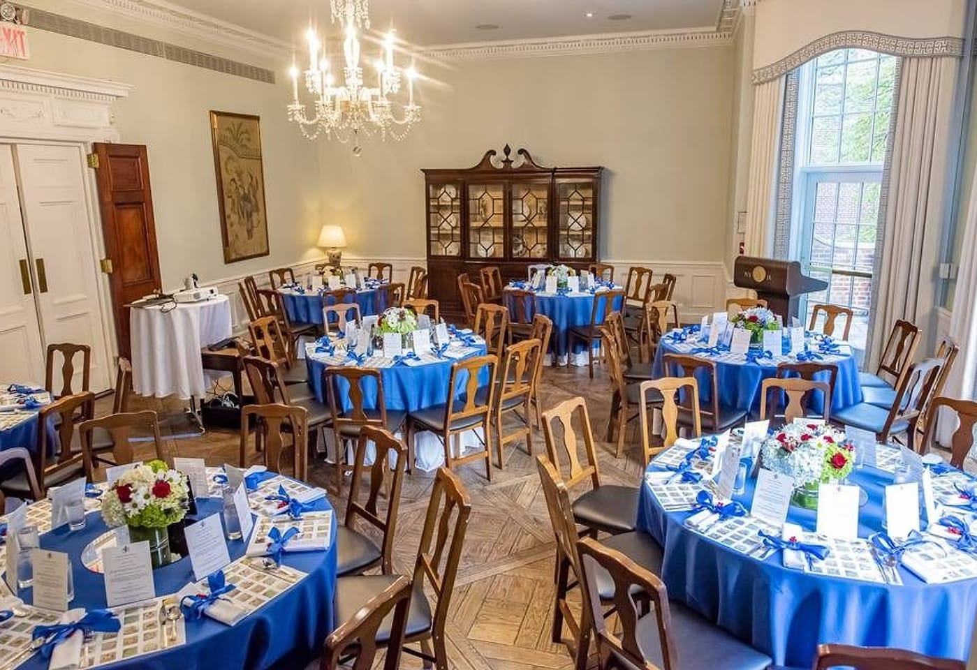 The Upper East Side venue that gives you plenty to choose from: The Astor House 1